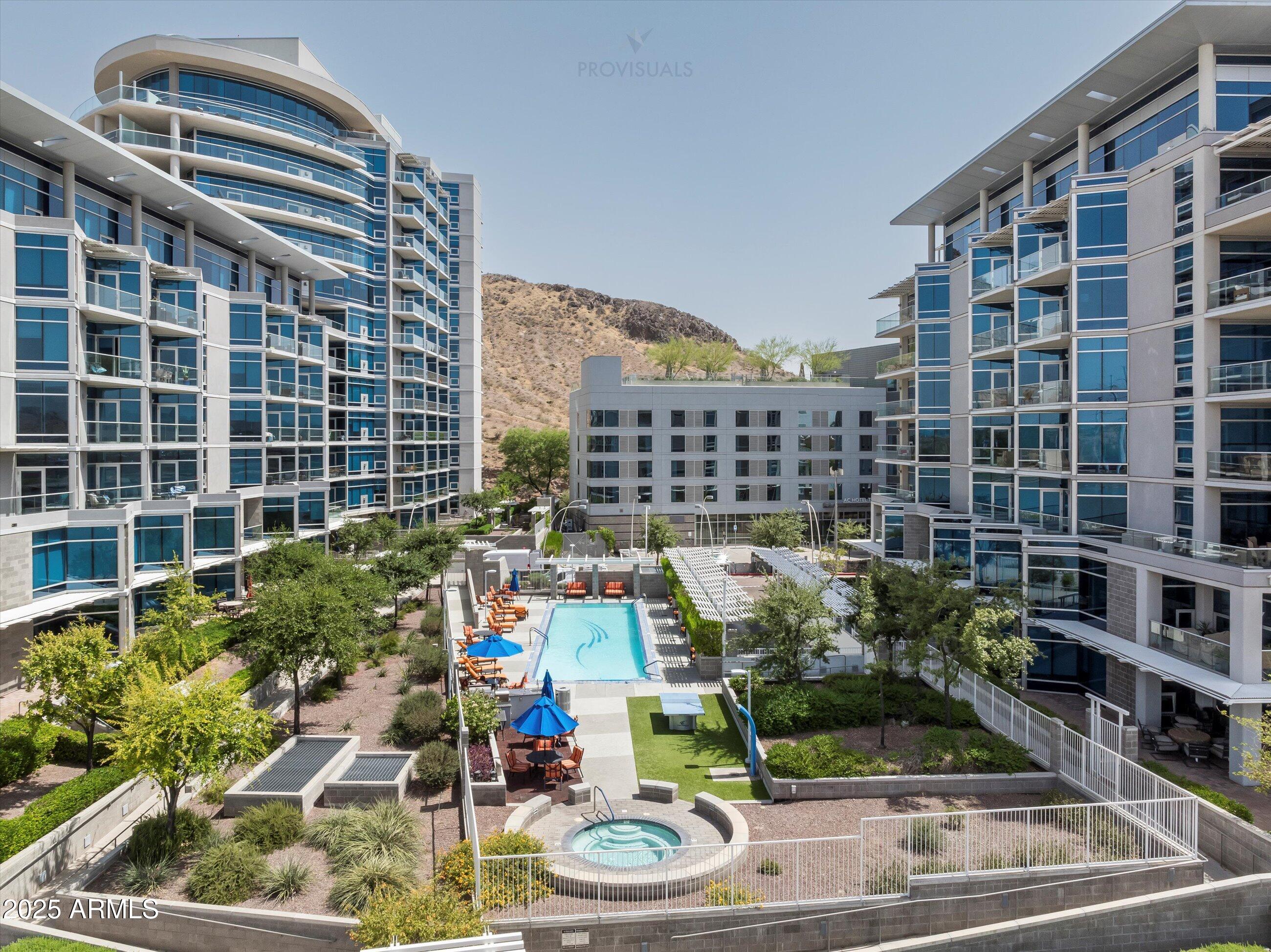 140 E RIO SALADO Parkway, 512