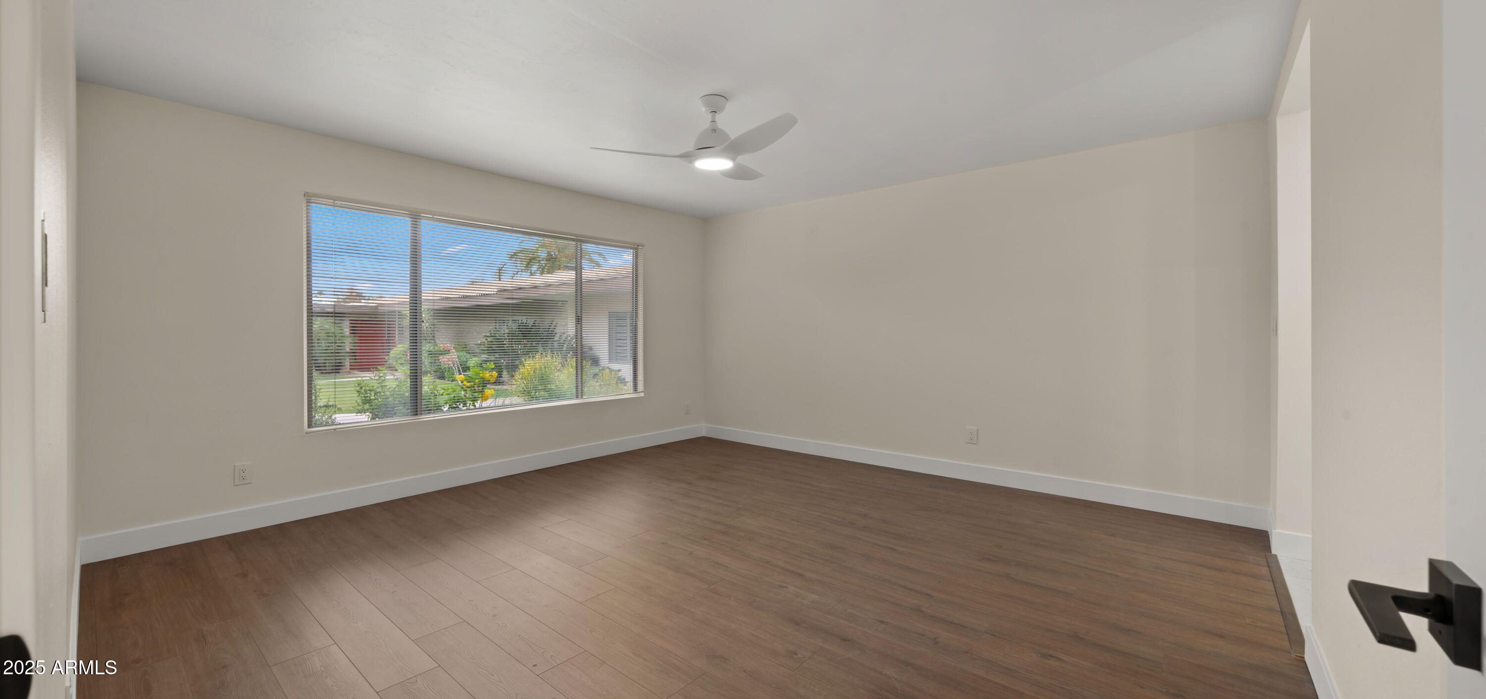 4800 N 68TH Street, 373