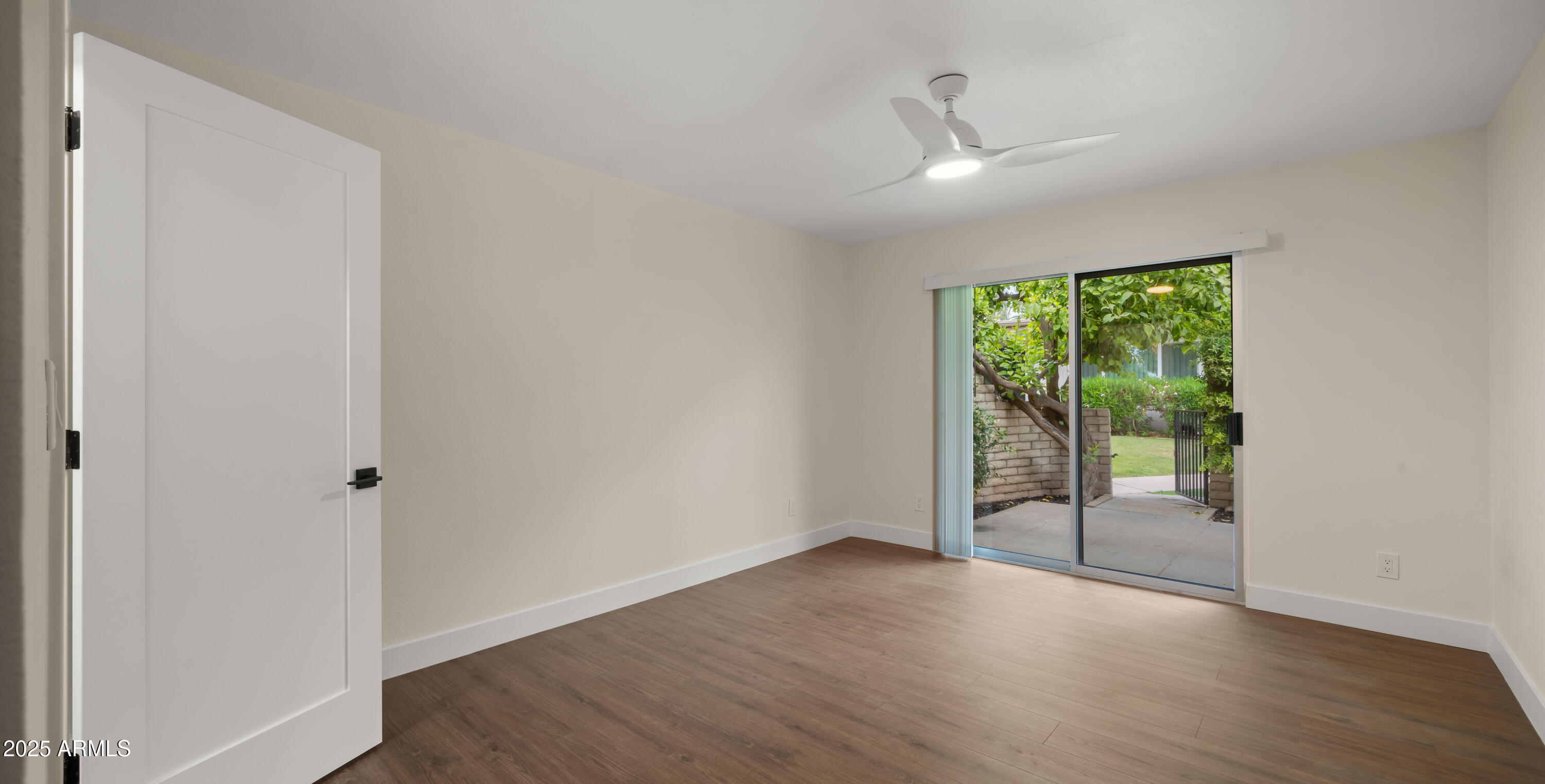 4800 N 68TH Street, 373