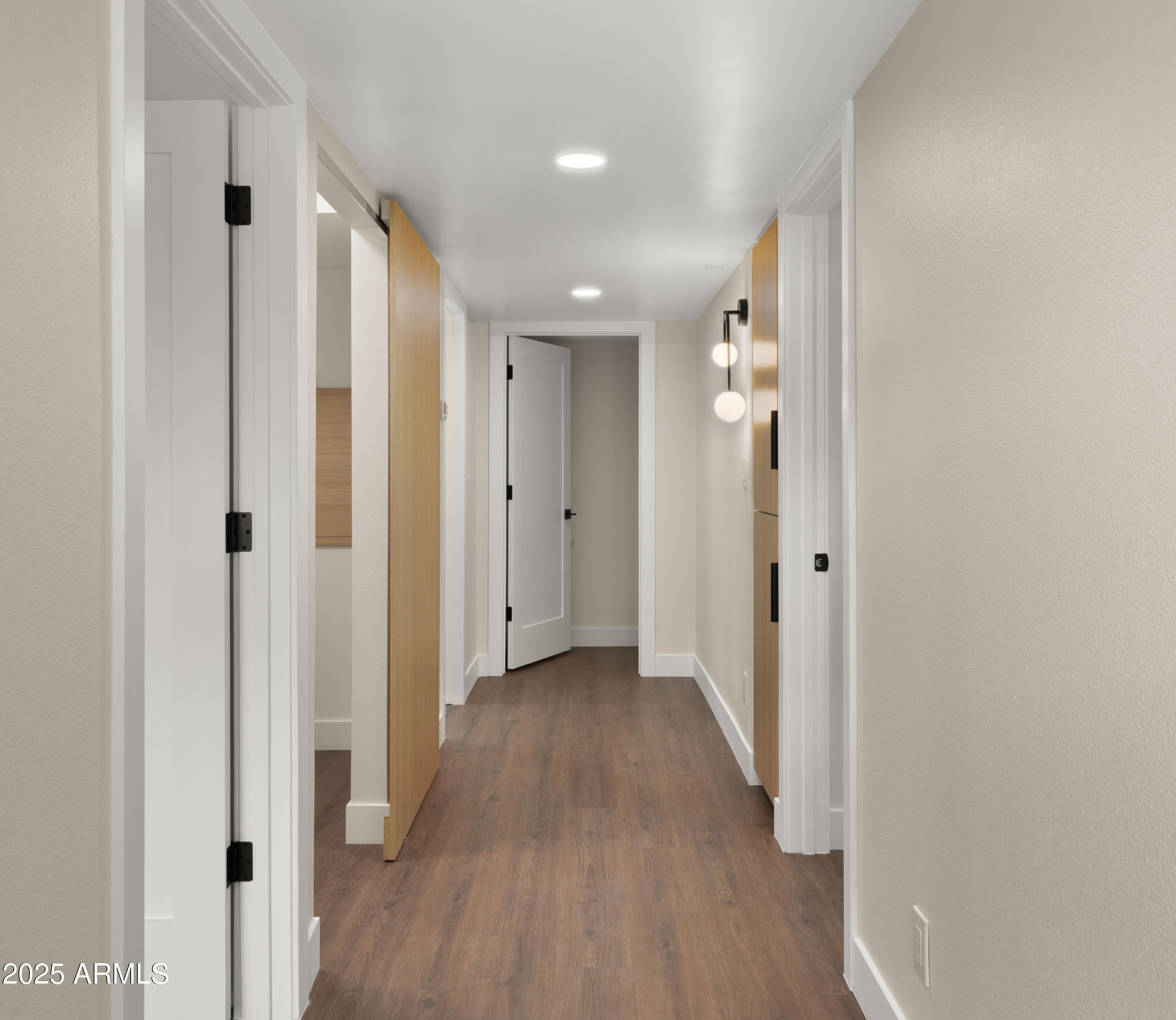 4800 N 68TH Street, 373