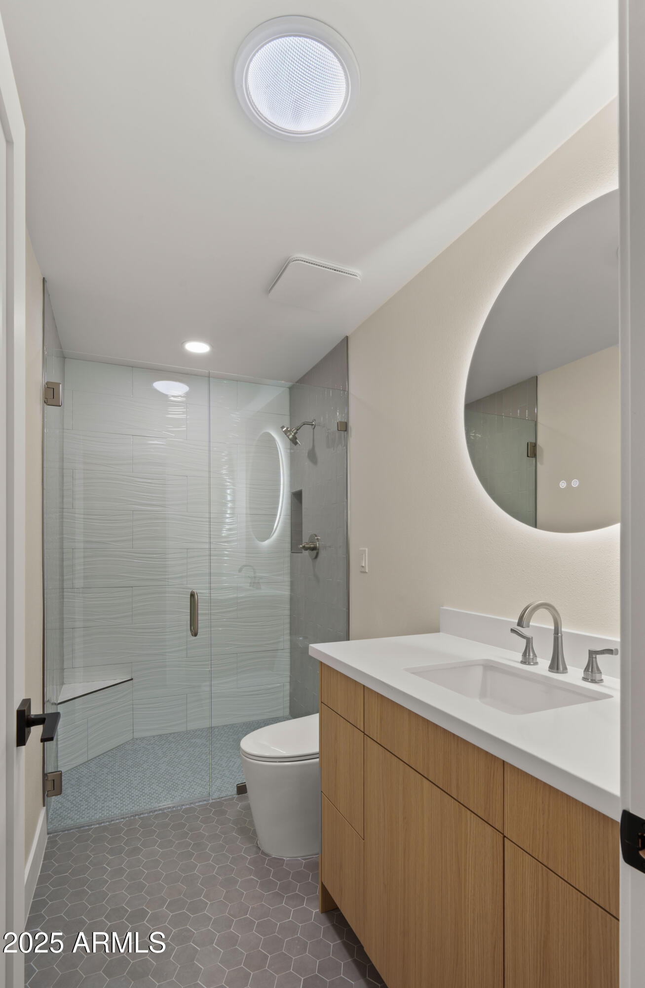 4800 N 68TH Street, 373