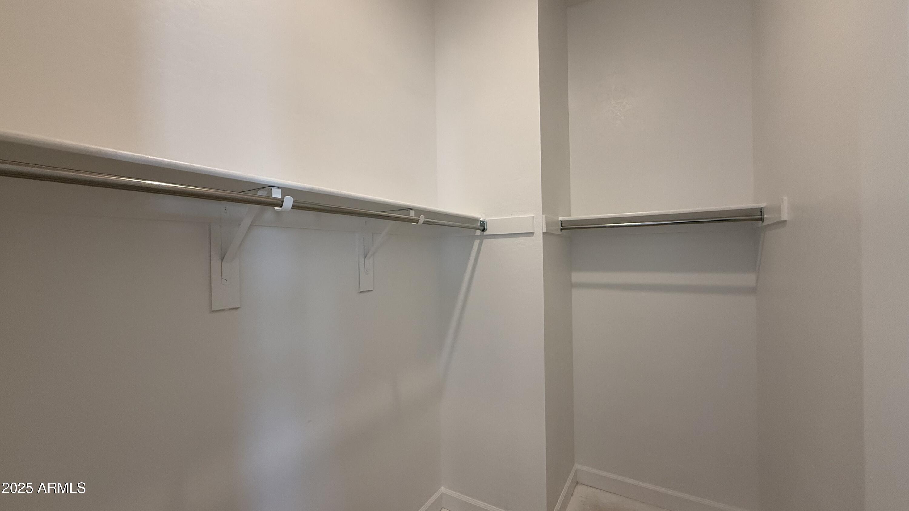 11444 E UTOPIA Avenue