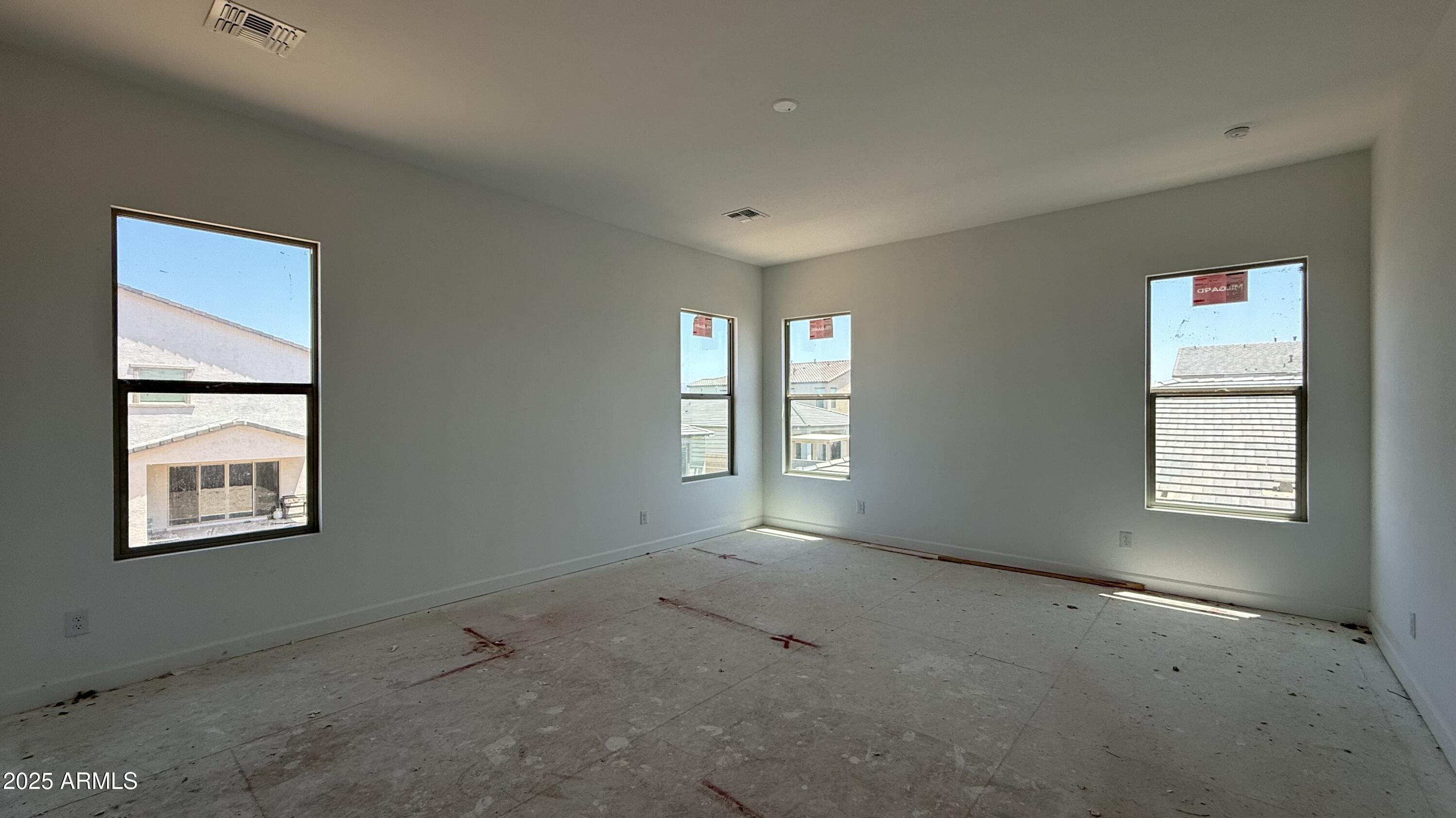 11444 E UTOPIA Avenue