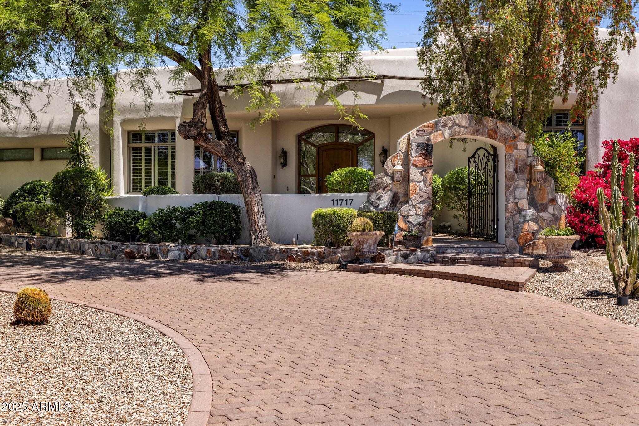 11717 E ESTRELLA Avenue