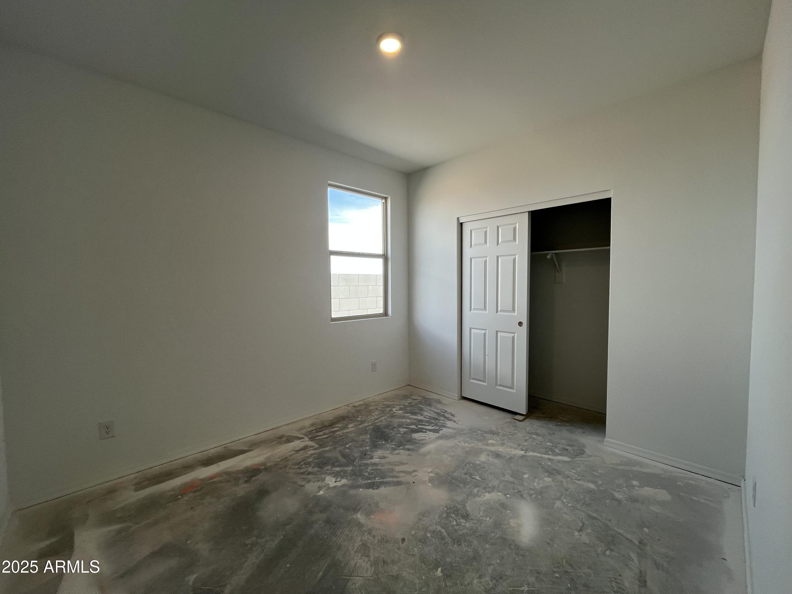 47451 W KENNER Drive