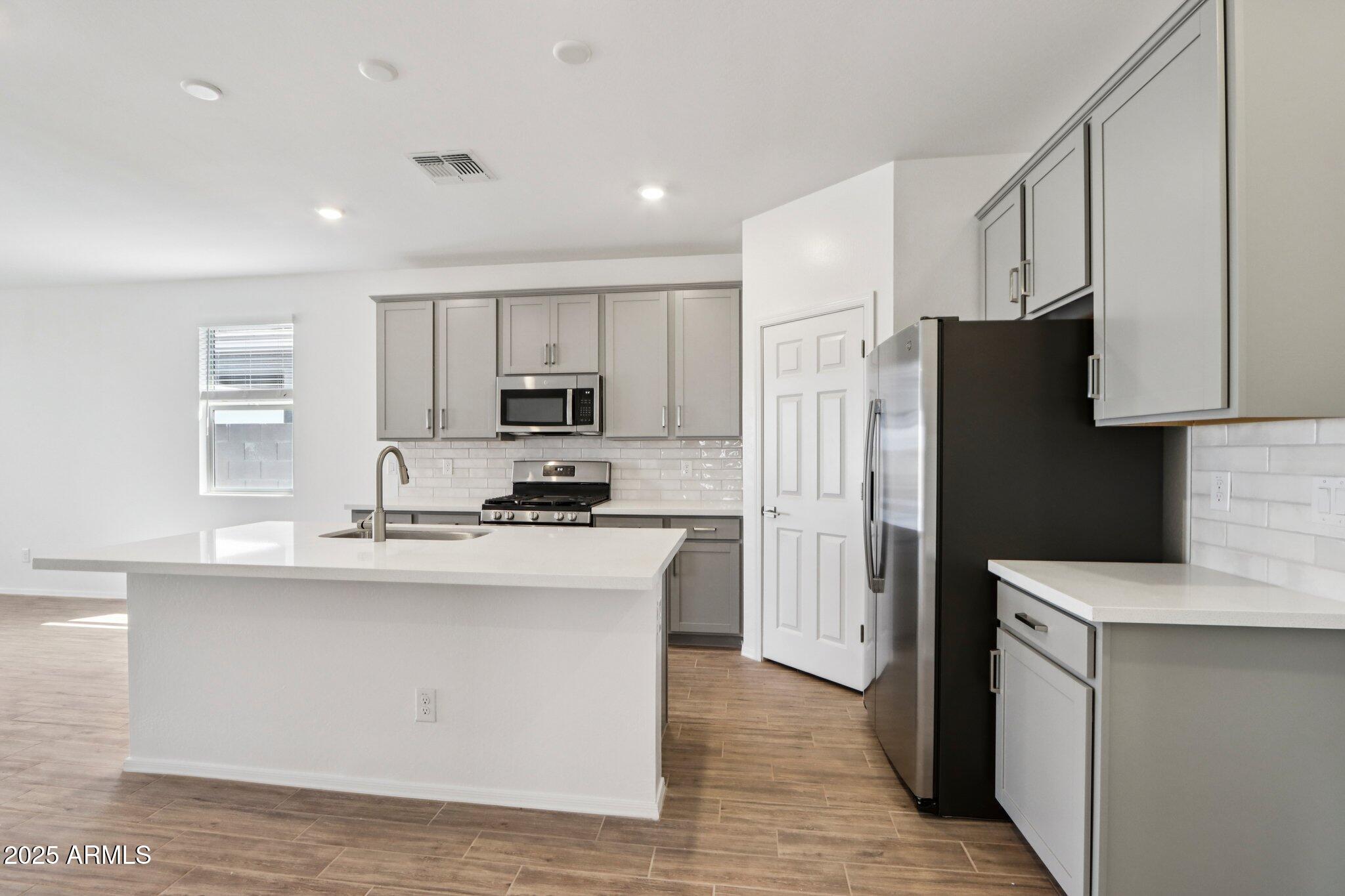 47706 W MOELLER Road