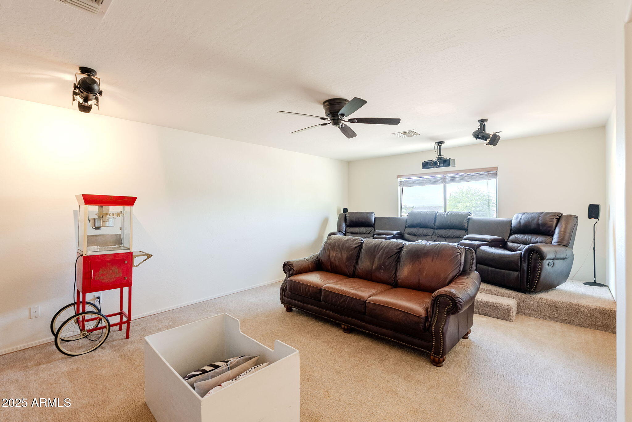 9998 W PROSPECTOR Drive