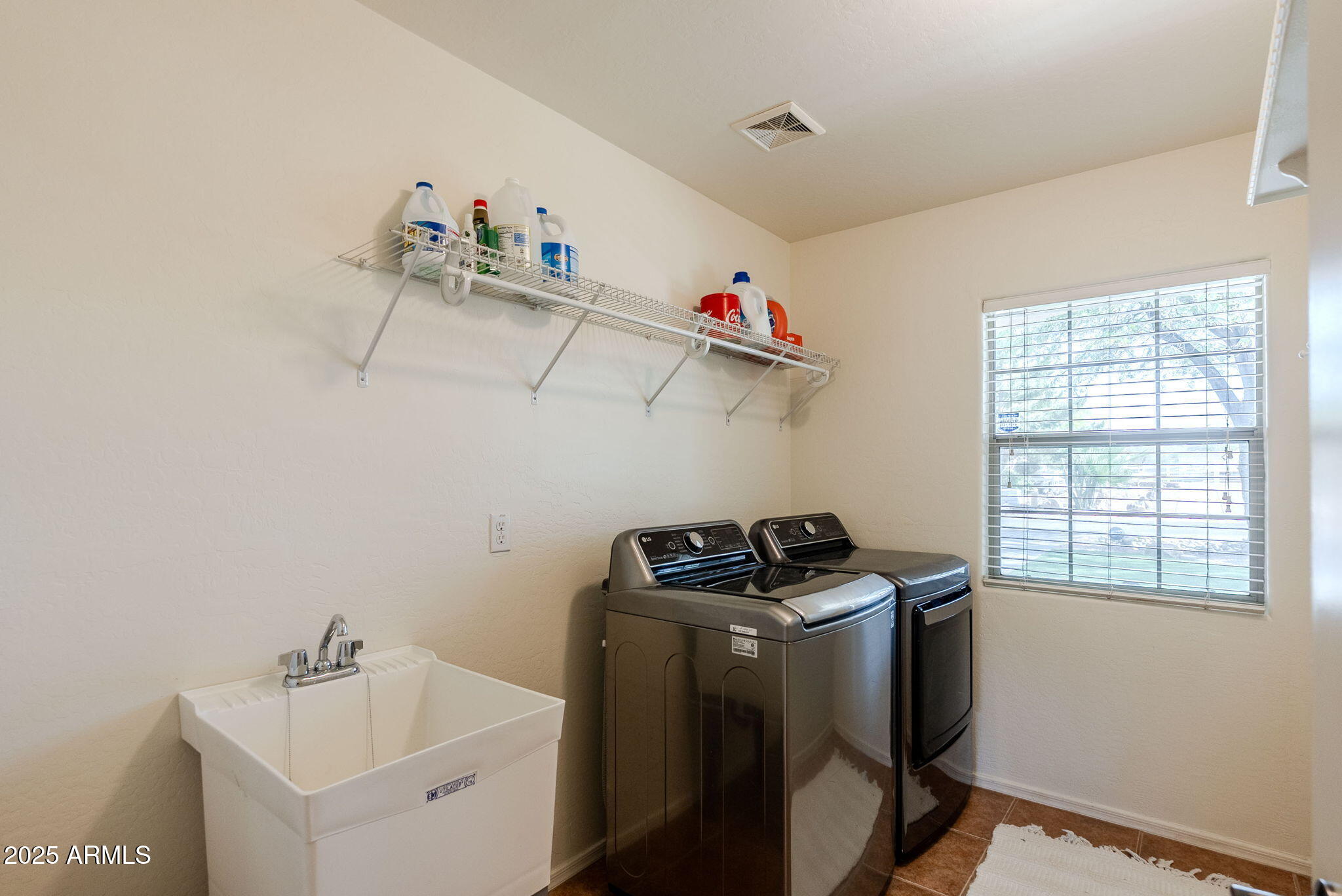 9998 W PROSPECTOR Drive