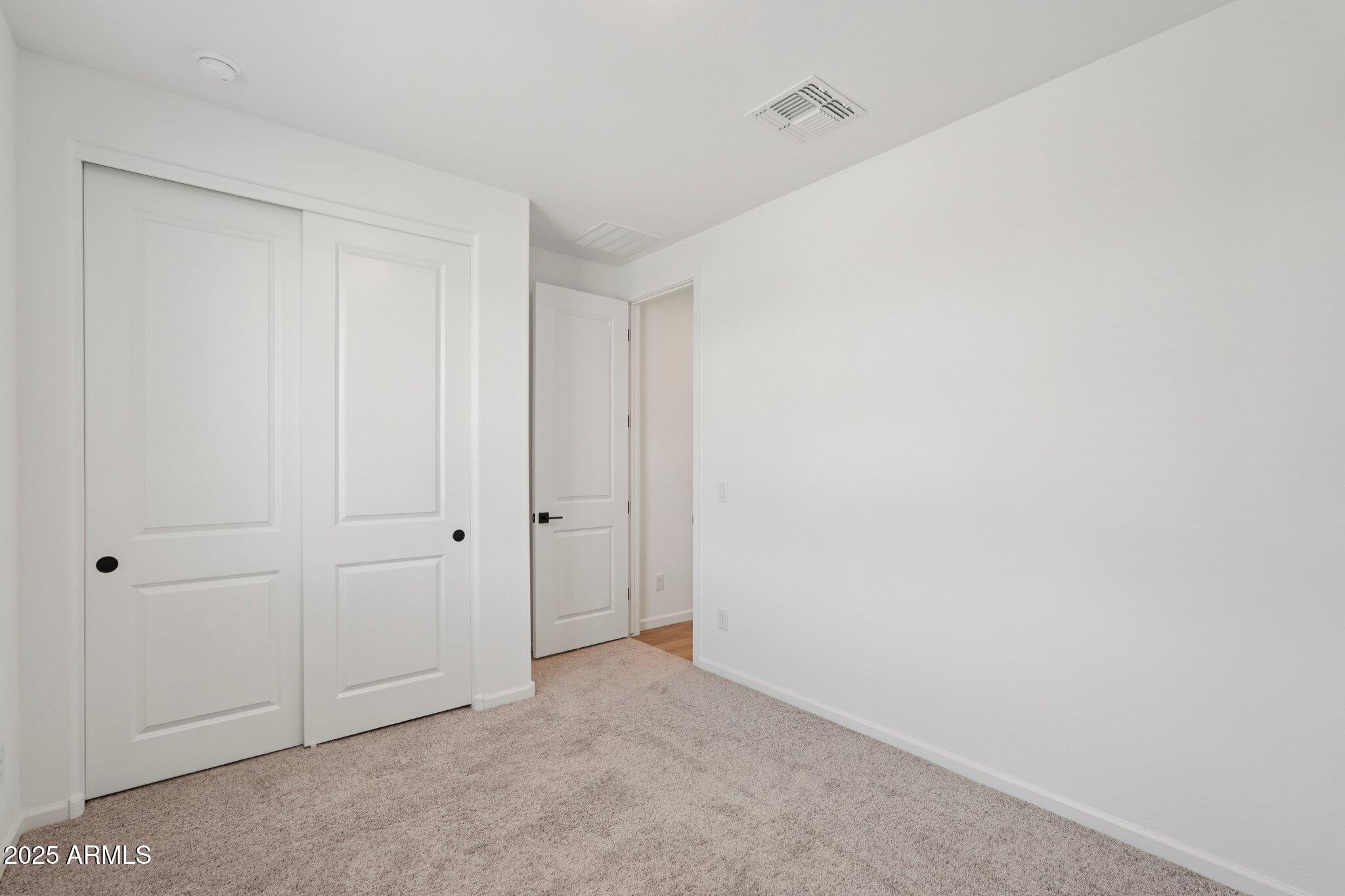 15785 W BERYL Avenue