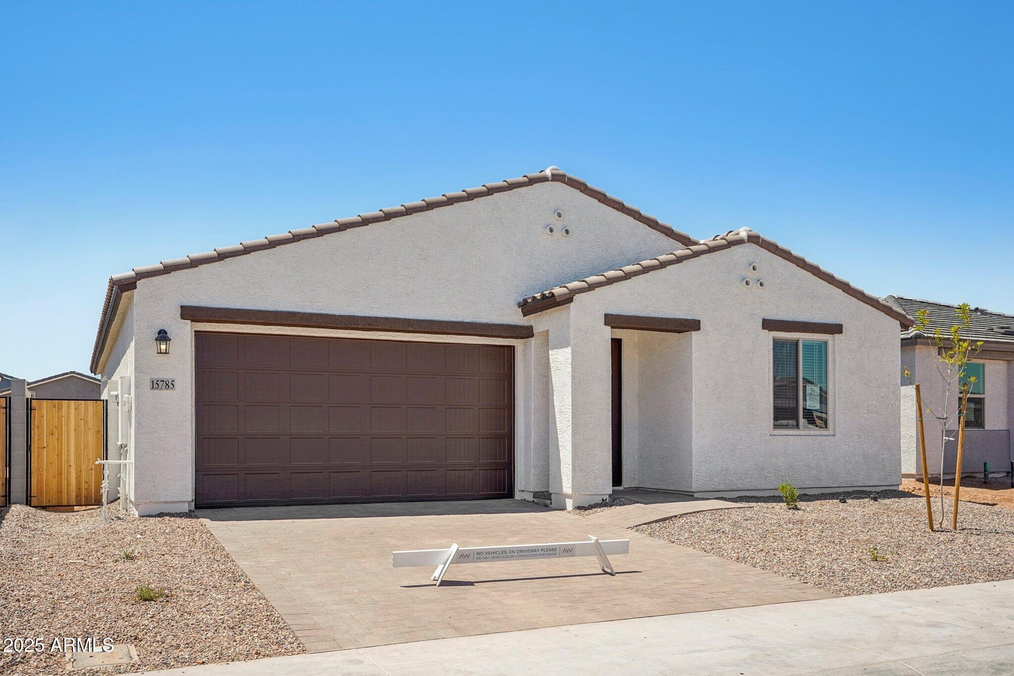 15785 W BERYL Avenue