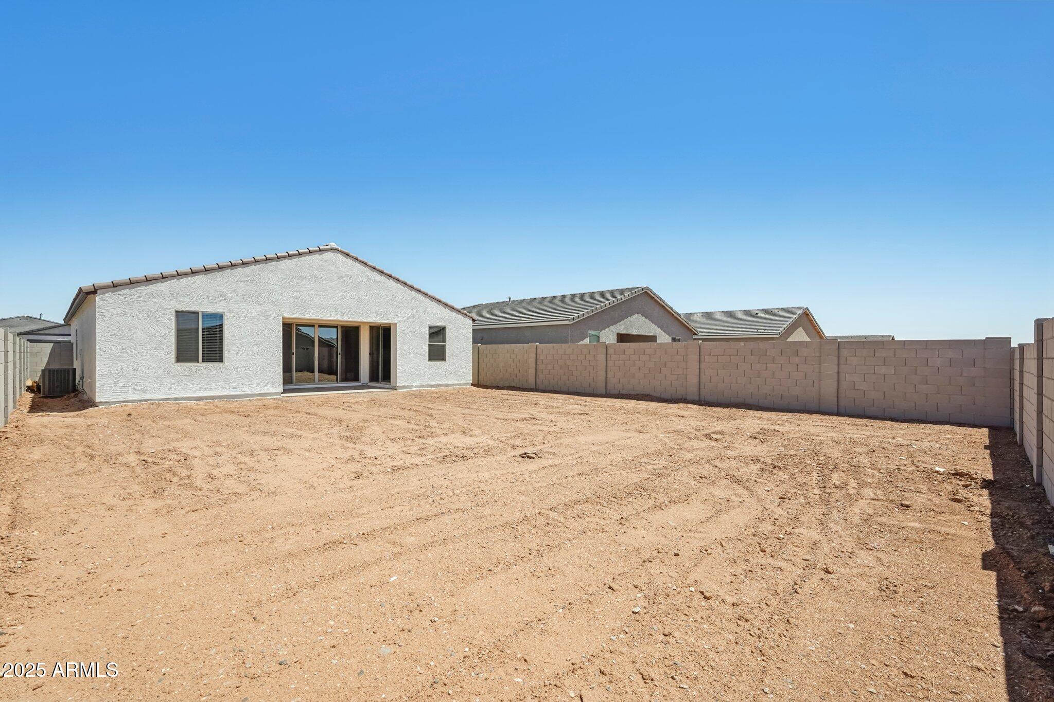 15785 W BERYL Avenue