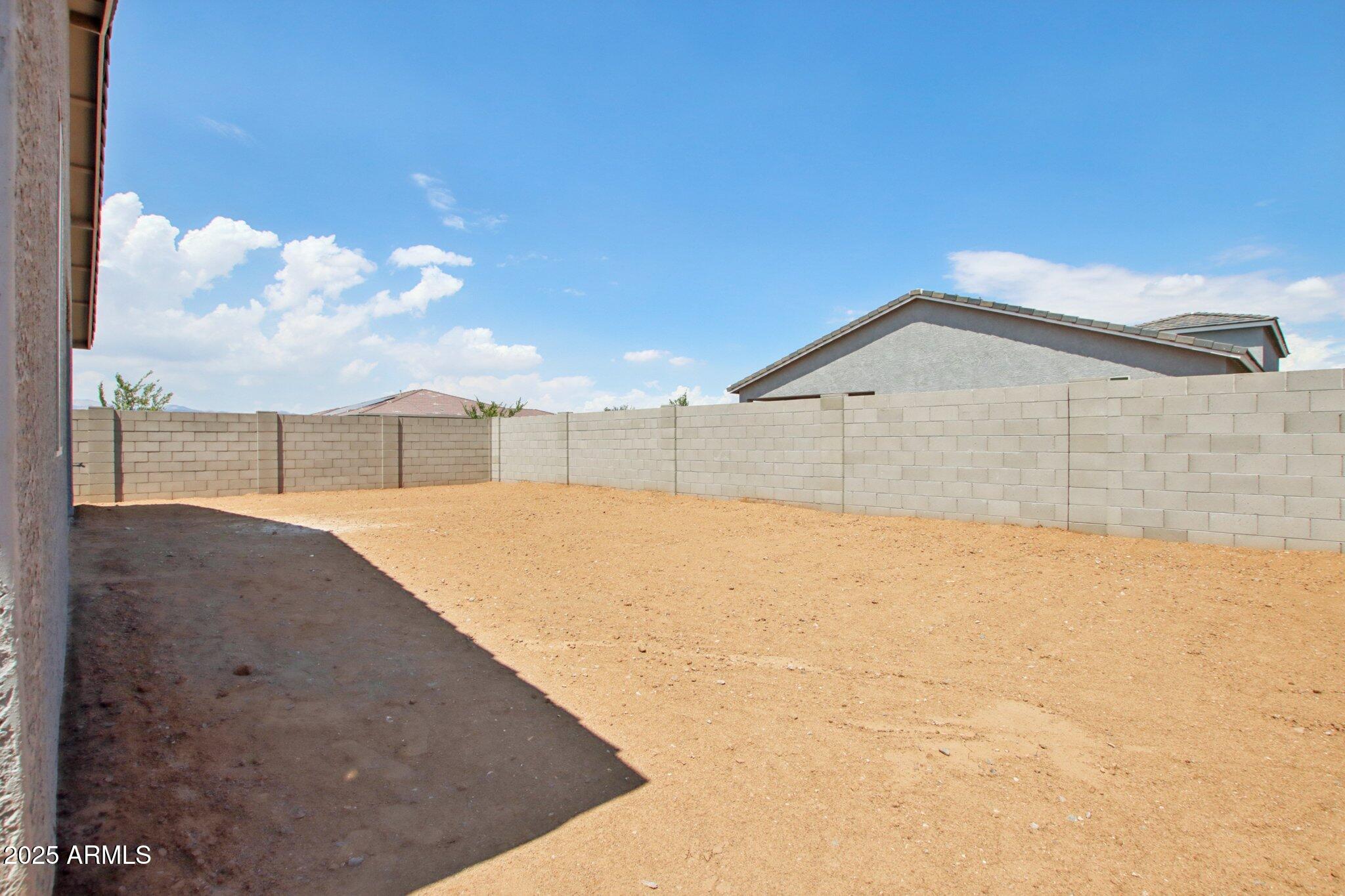 15734 W BROWN Street