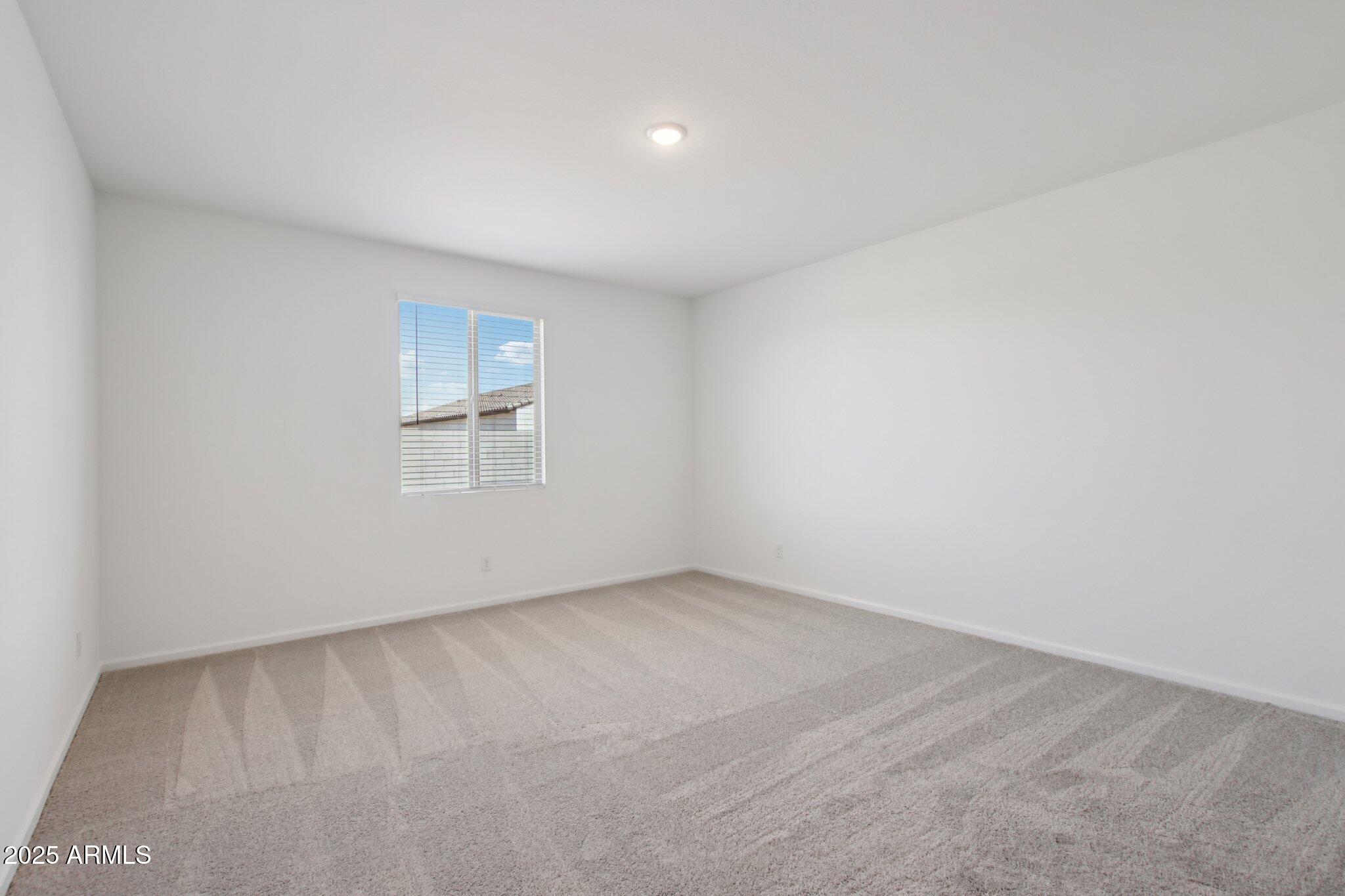 15734 W BROWN Street