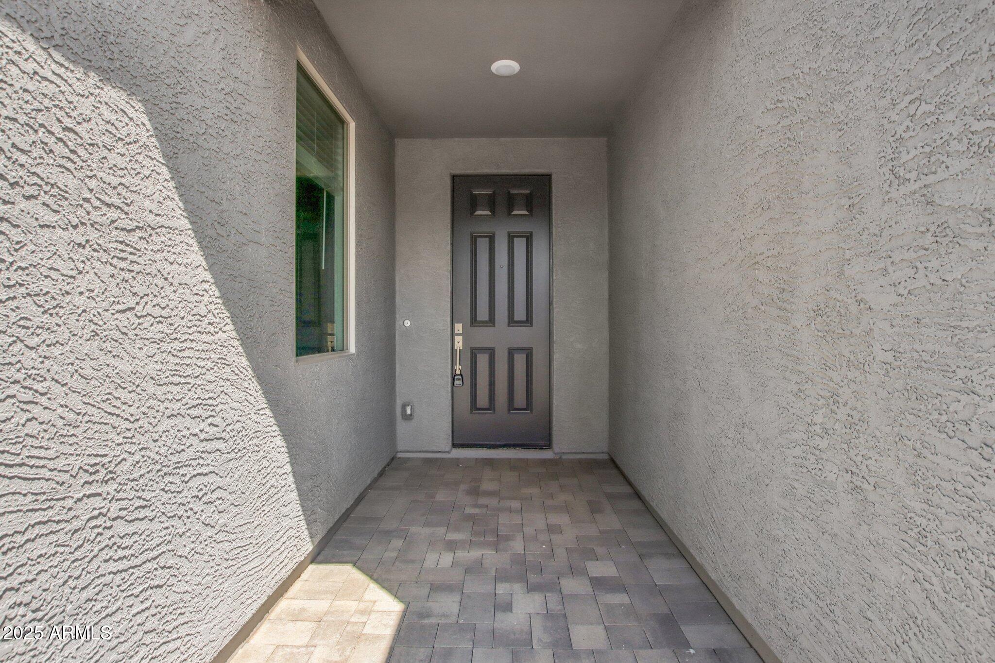 15734 W BROWN Street