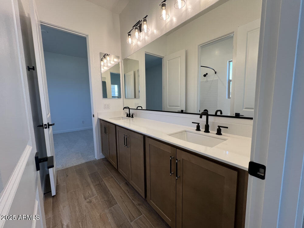 22937 E TWIN ACRES Drive
