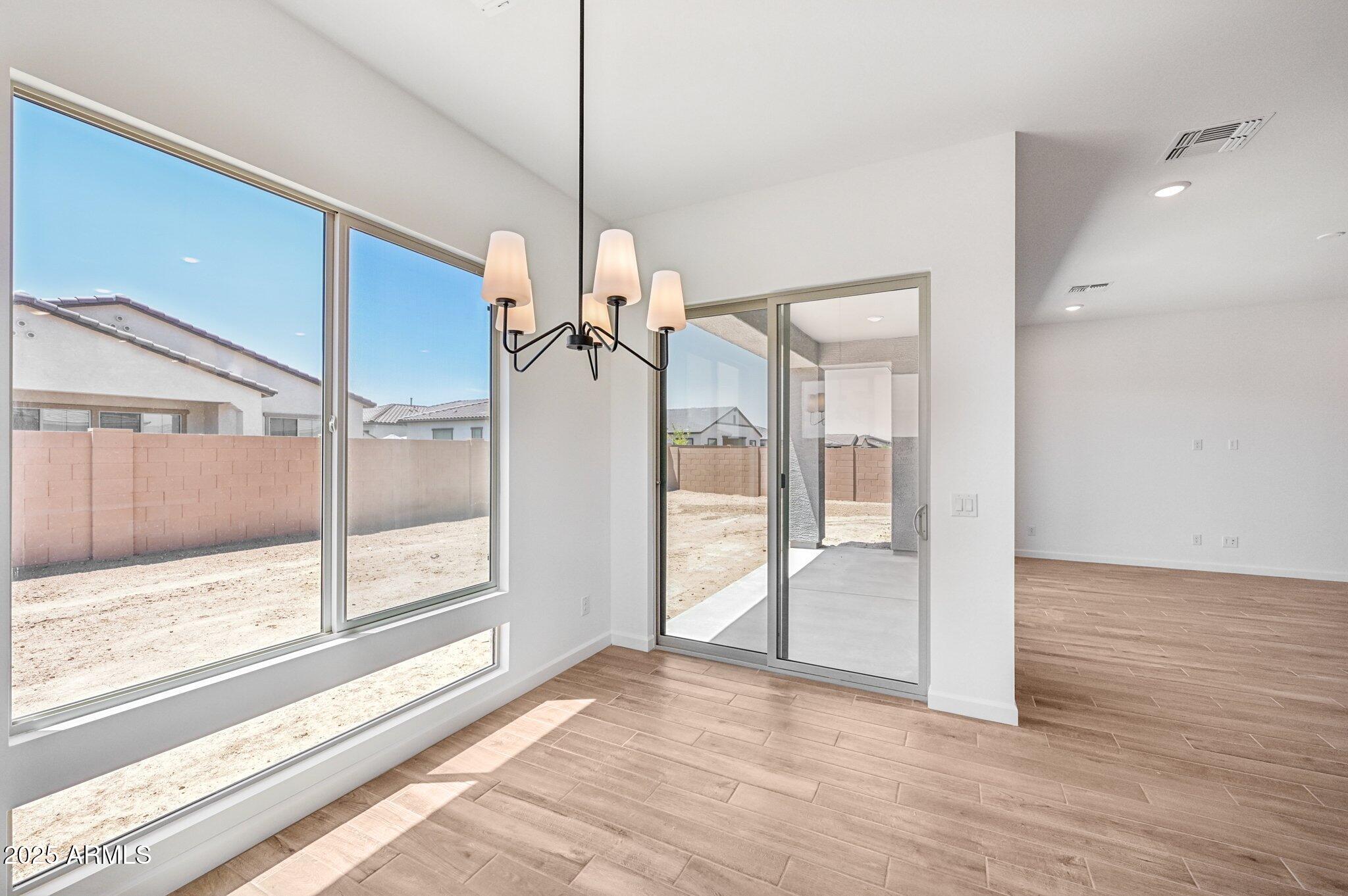 22937 E TWIN ACRES Drive