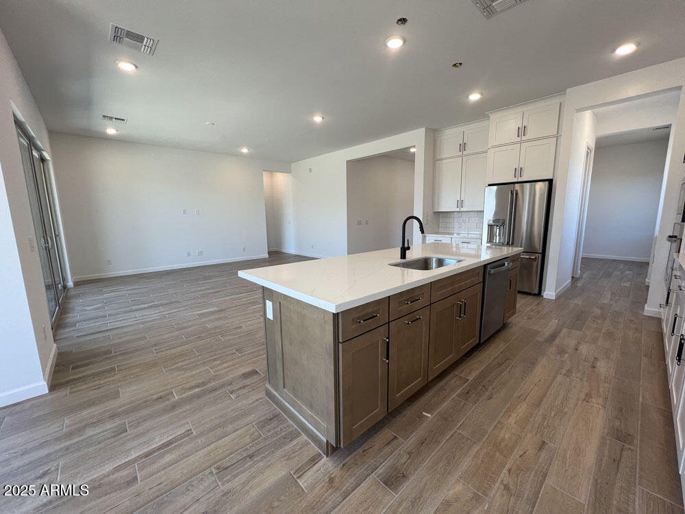 22937 E TWIN ACRES Drive