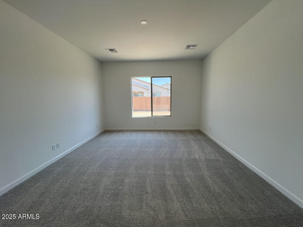 22937 E TWIN ACRES Drive