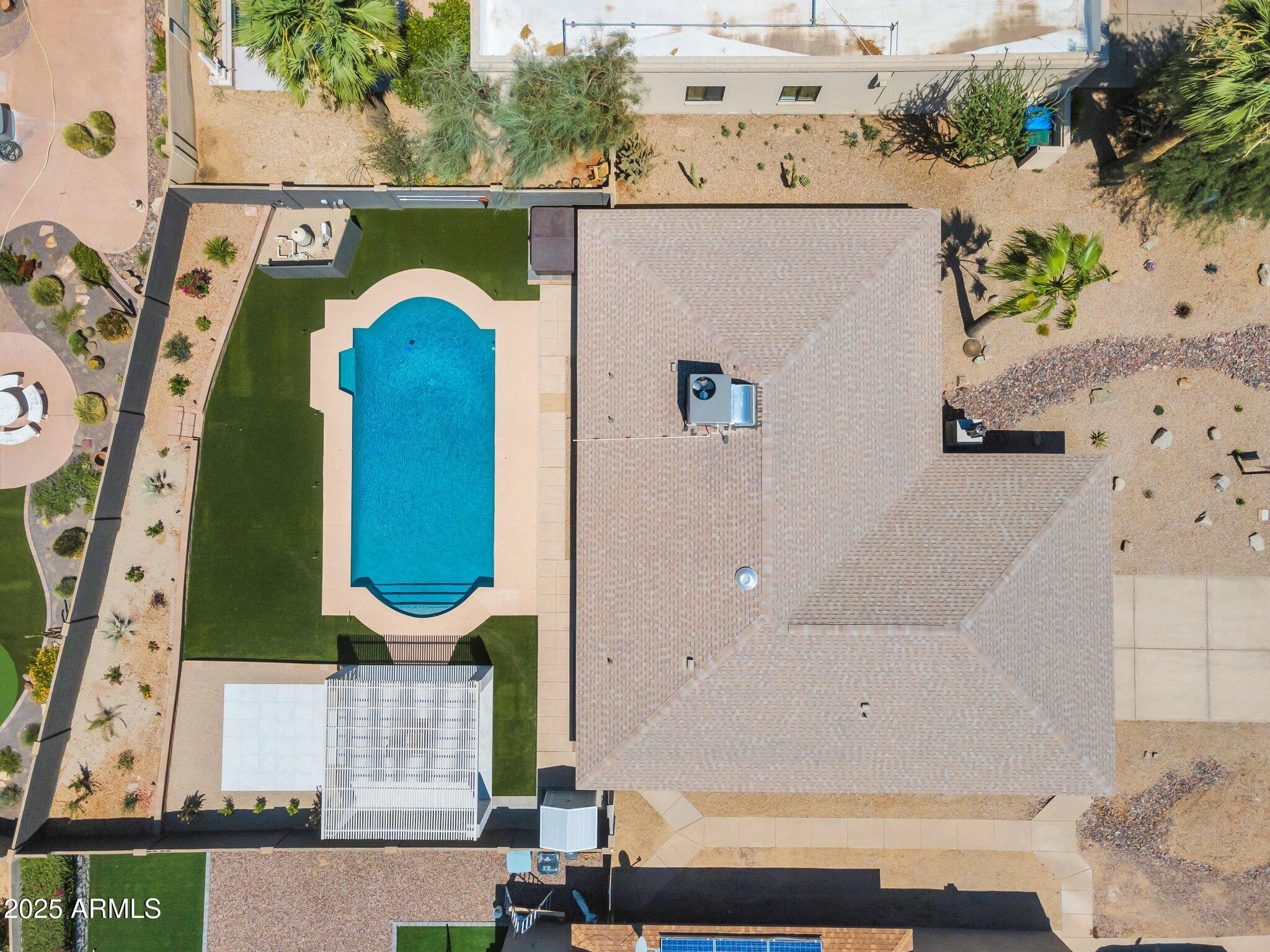 6620 E PARADISE Lane