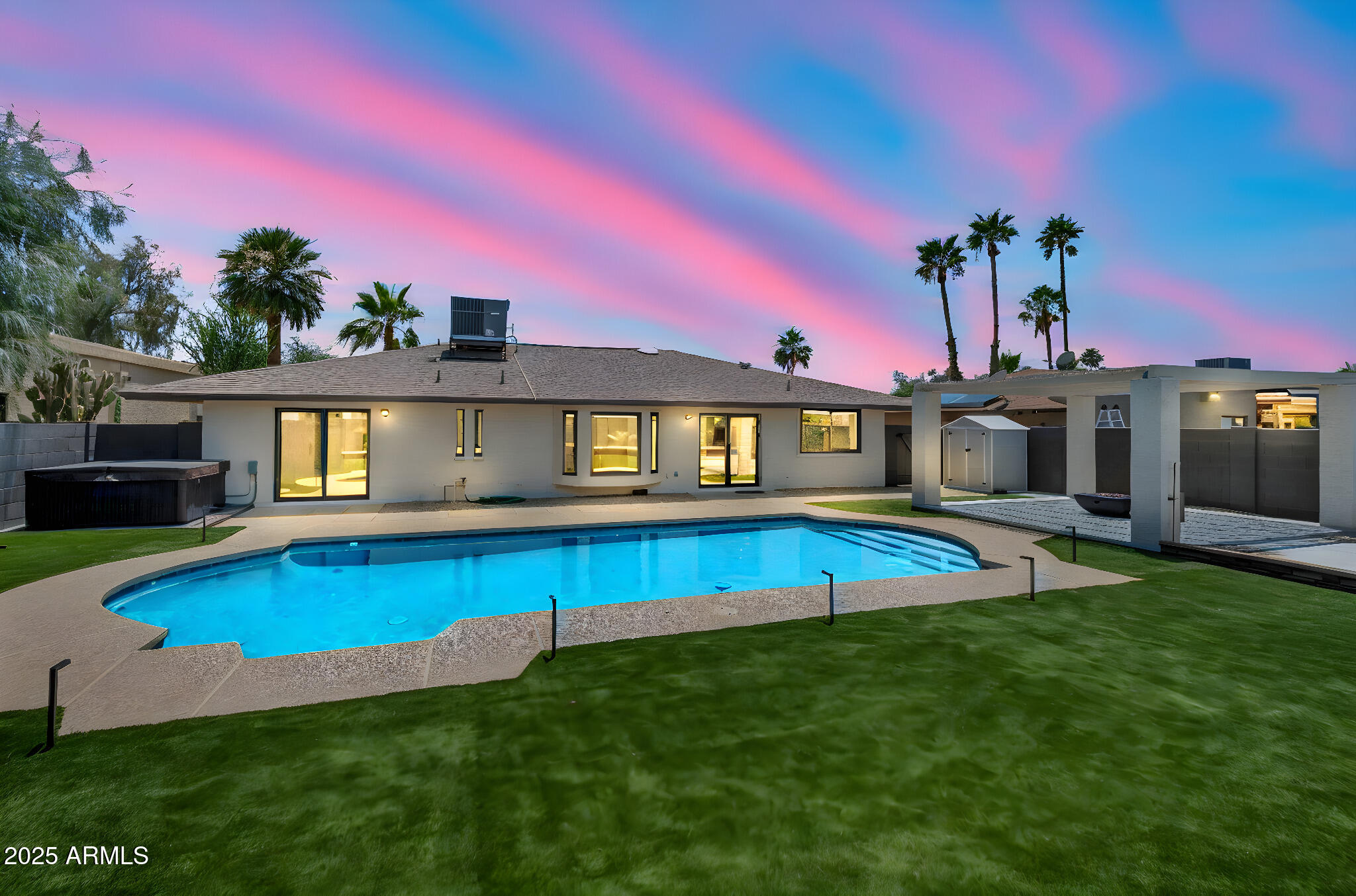 6620 E PARADISE Lane