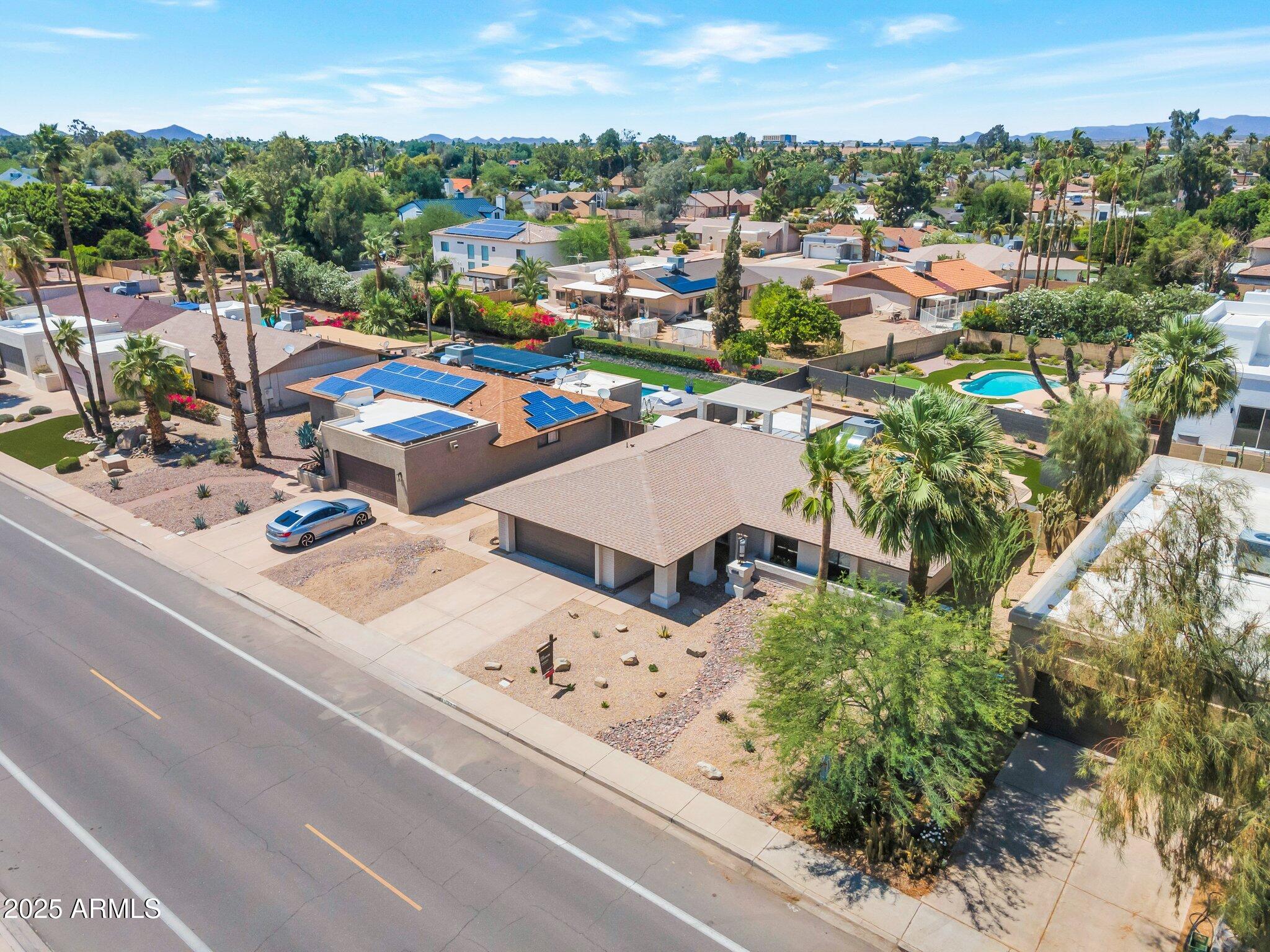 6620 E PARADISE Lane