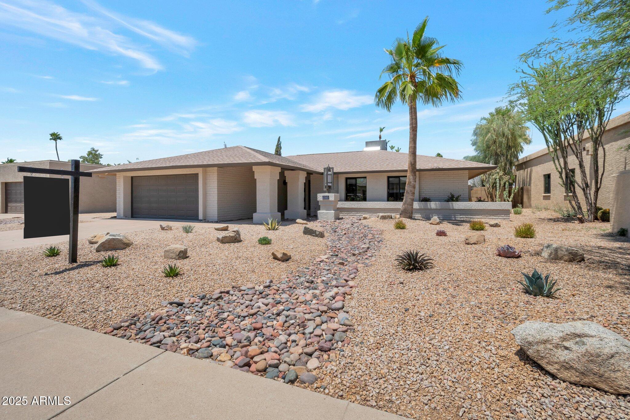 6620 E PARADISE Lane