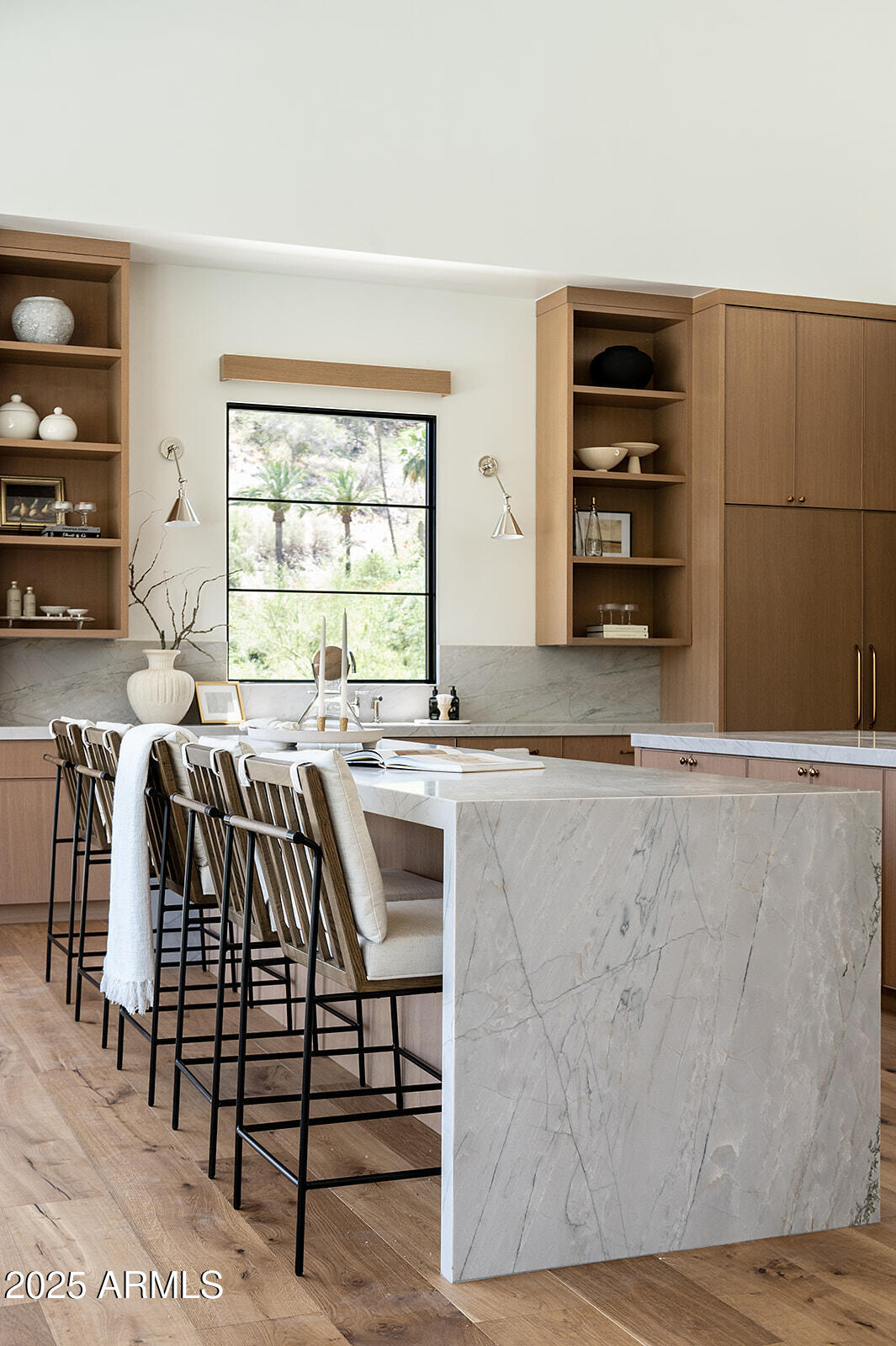 7215 N BLACK ROCK Trail