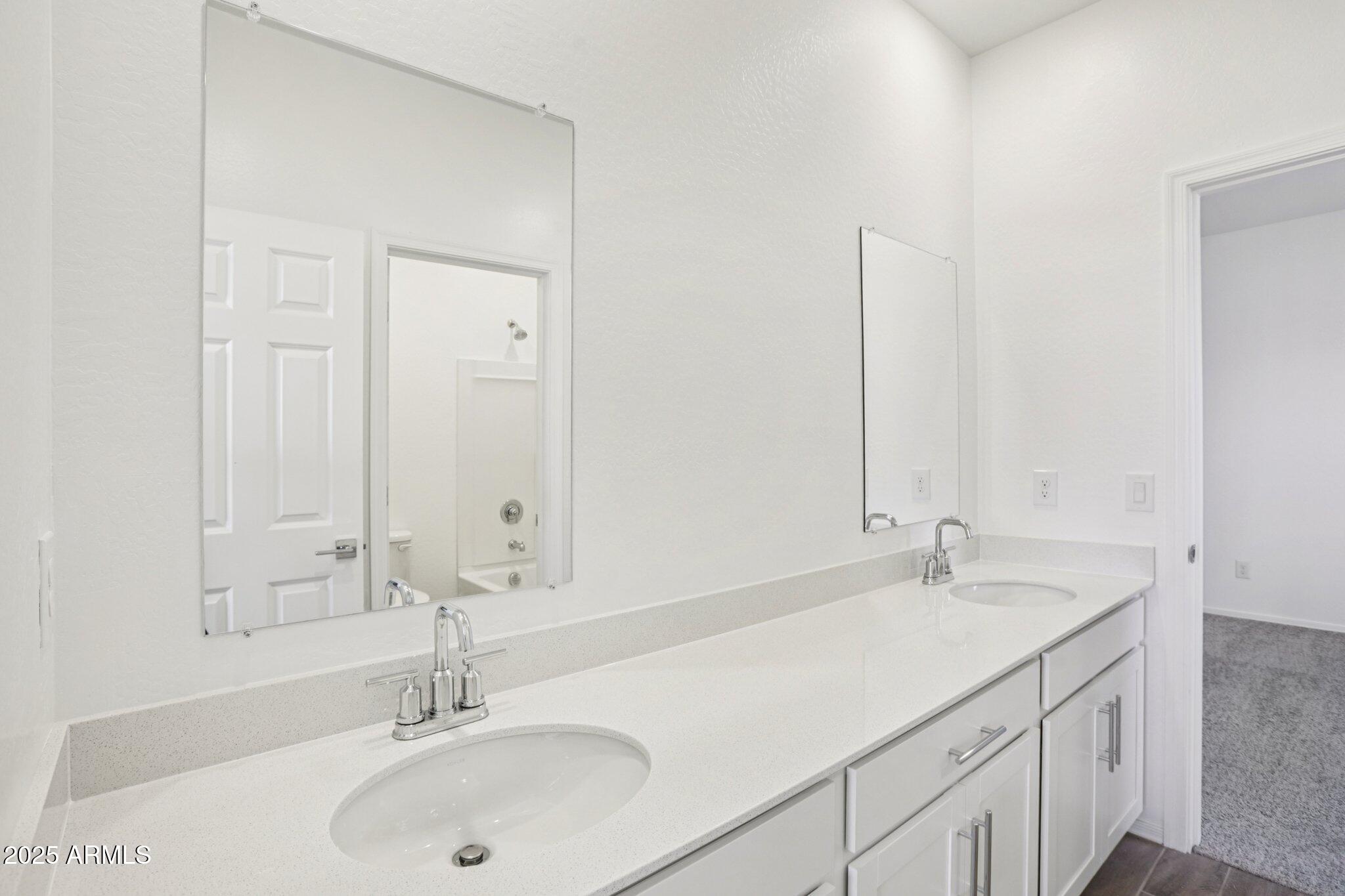 11796 N VANERO Court