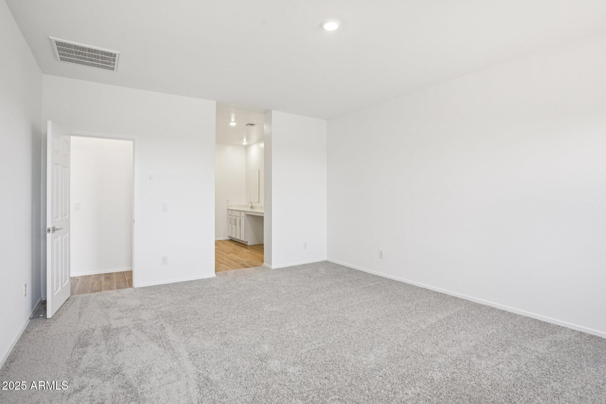 11796 N VANERO Court