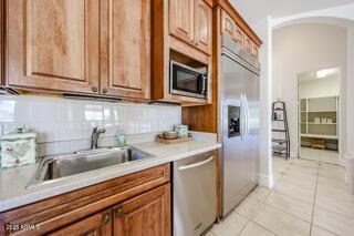 42480 N SPUR CROSS Road