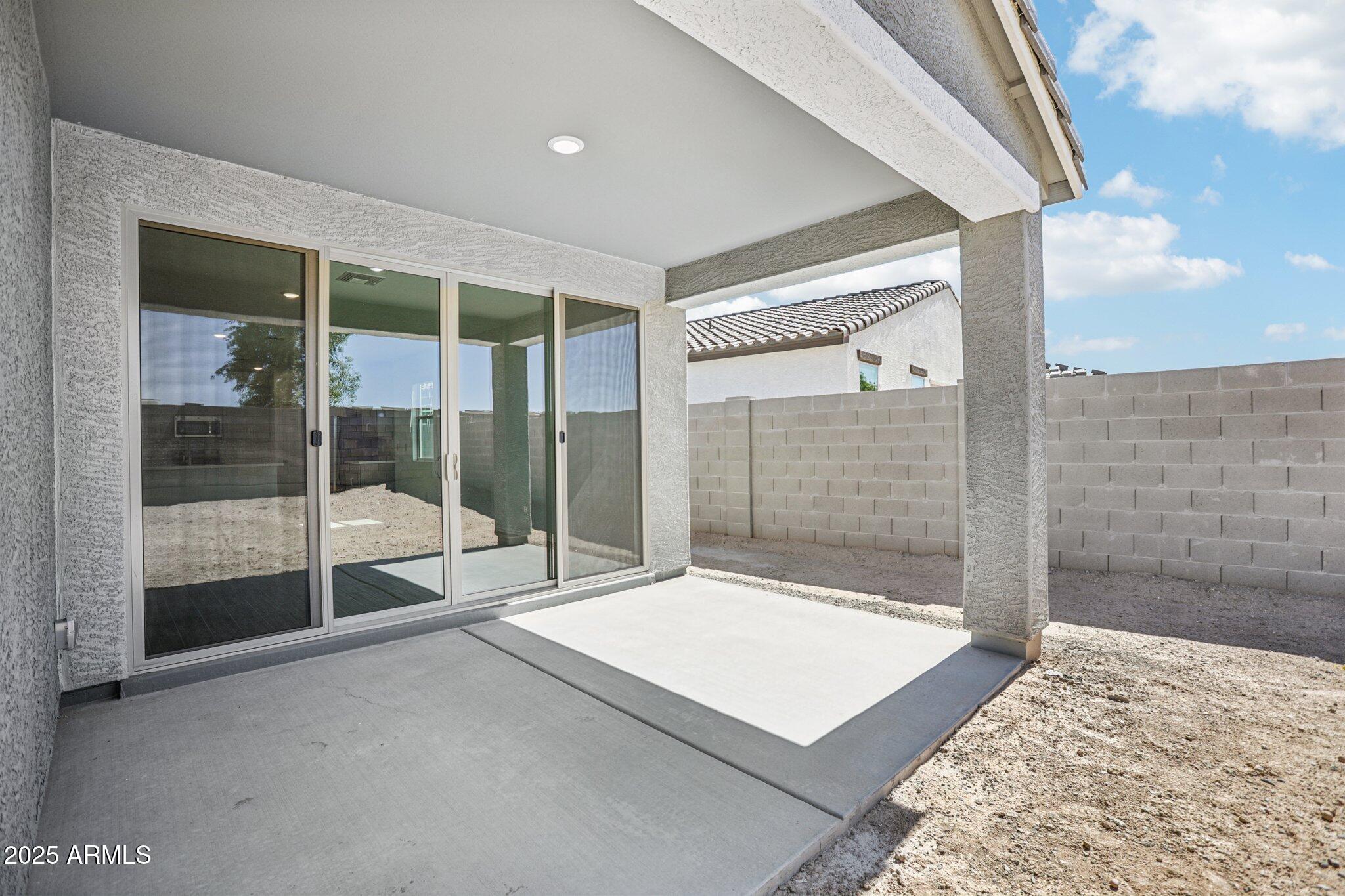 24096 W BOWKER Street