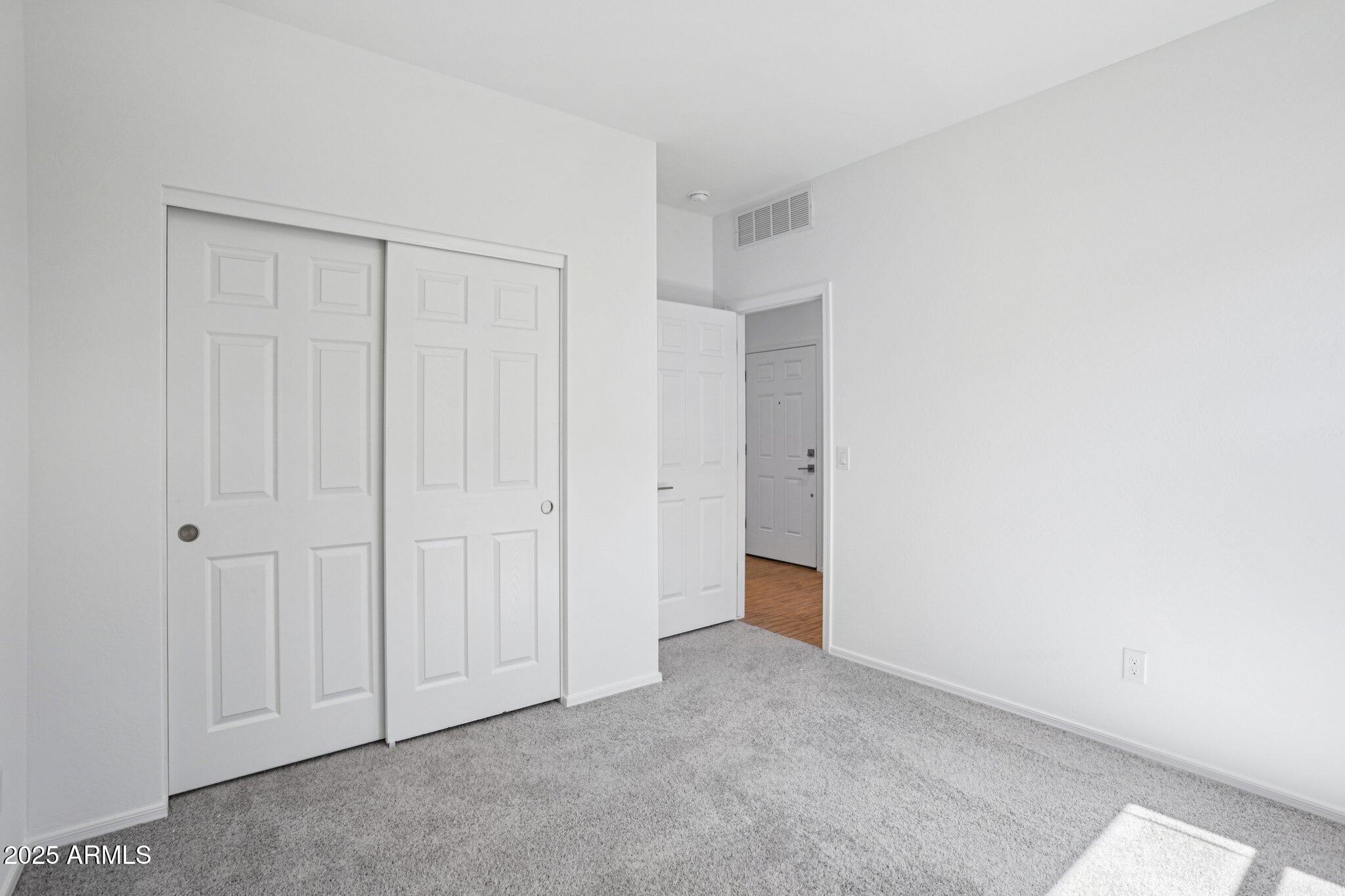 24096 W BOWKER Street