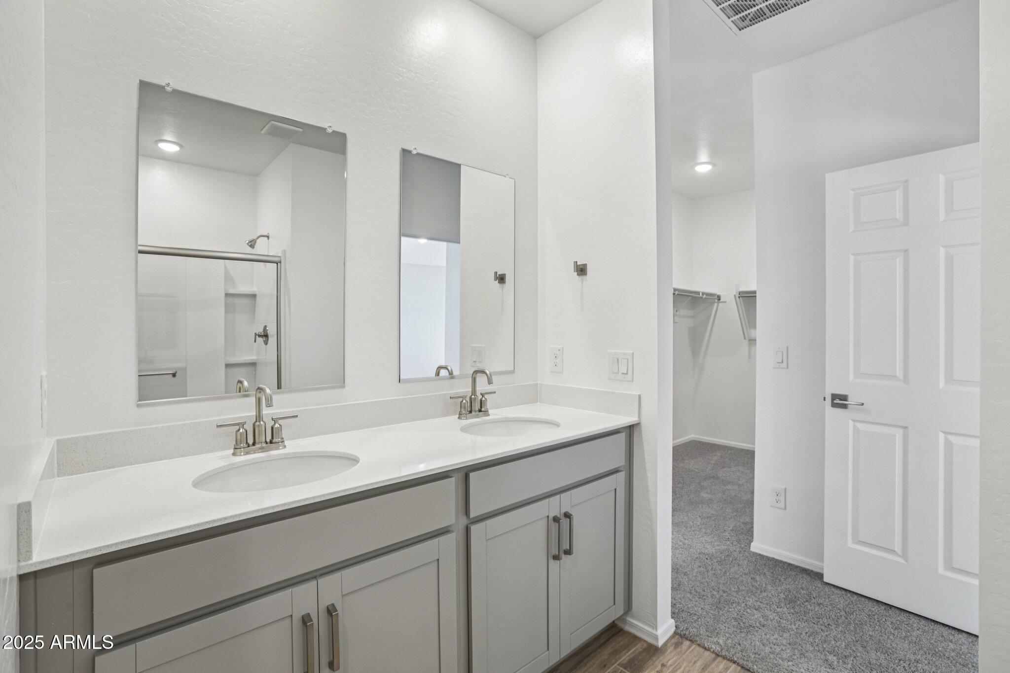 24096 W BOWKER Street