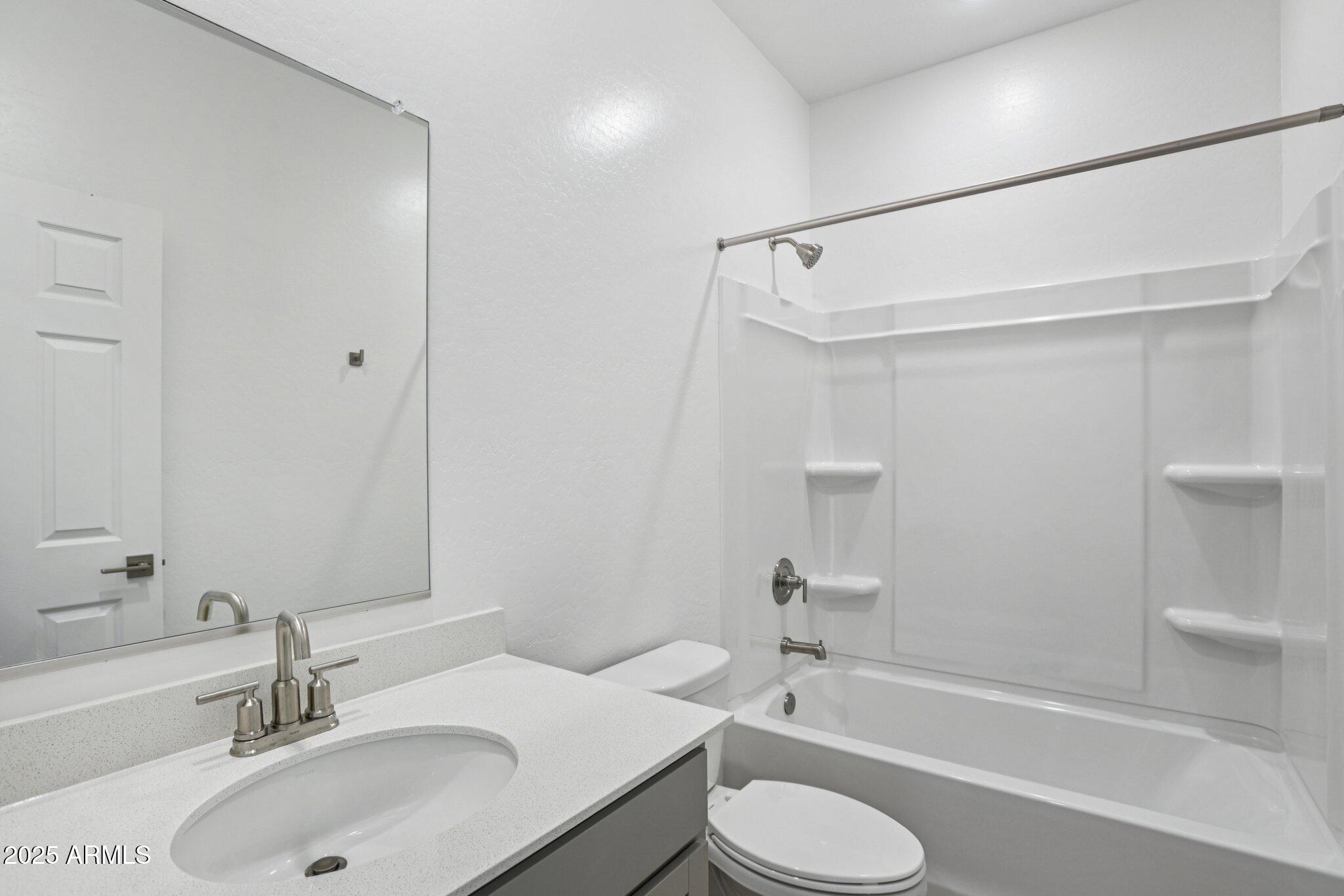 24096 W BOWKER Street