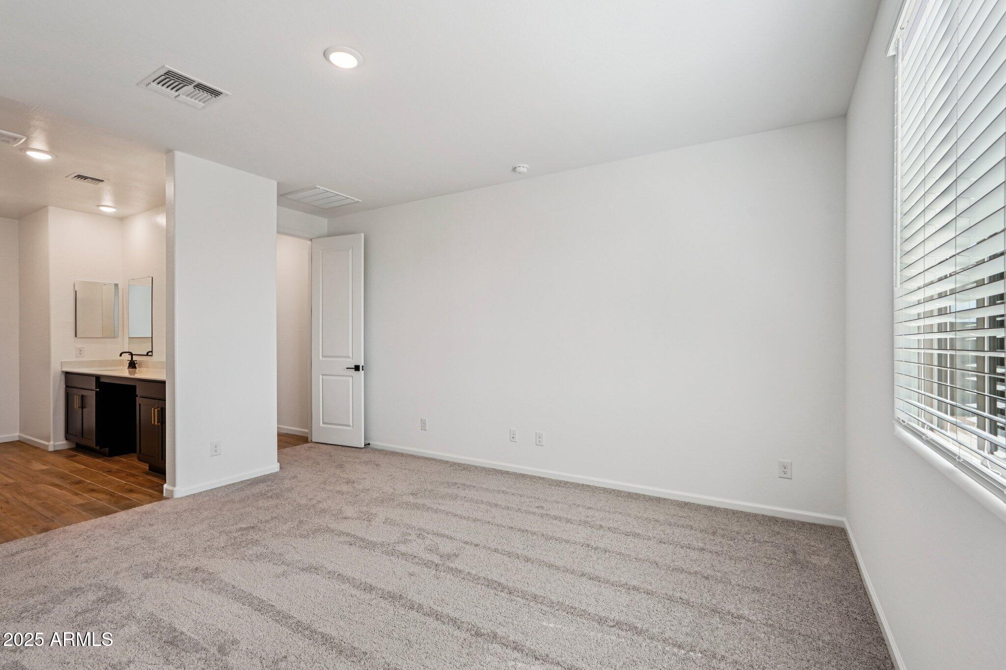 15755 W CAMDEN Avenue