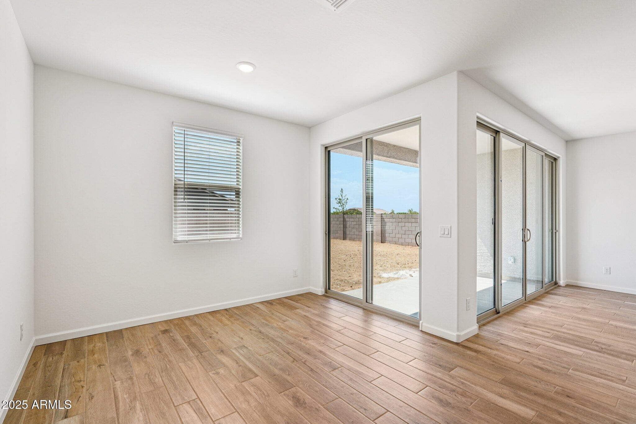 15755 W CAMDEN Avenue