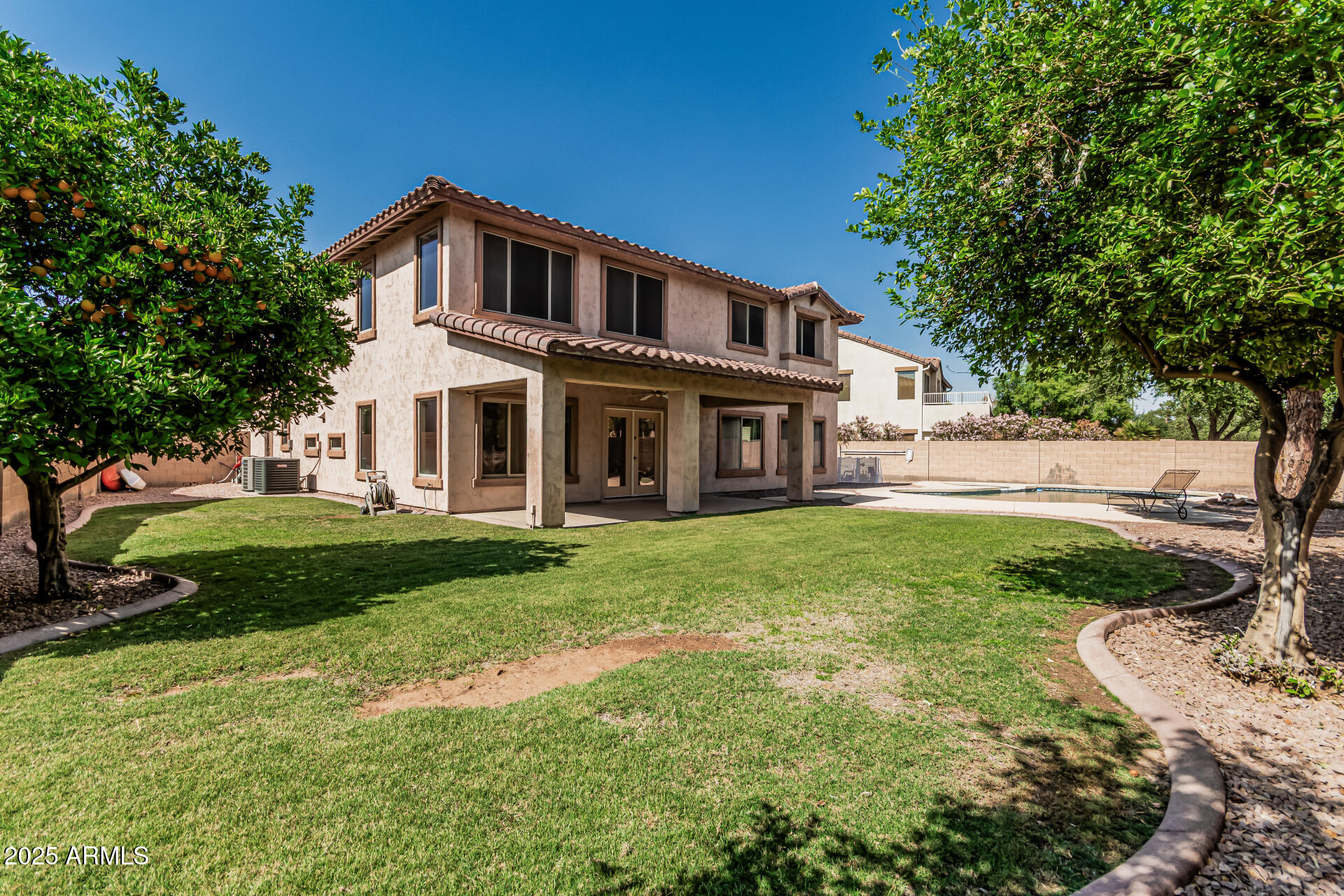 4507 E LANTERN Place