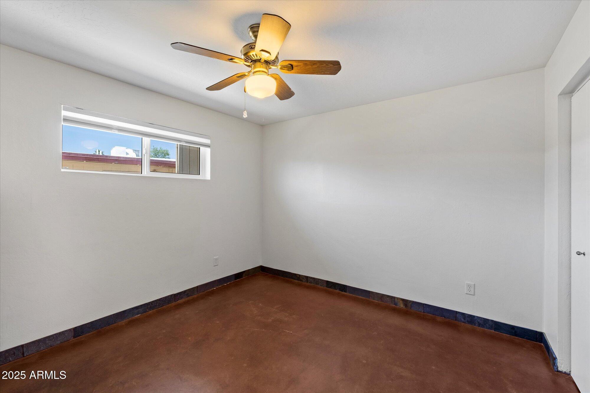 3814 E POINSETTIA Drive