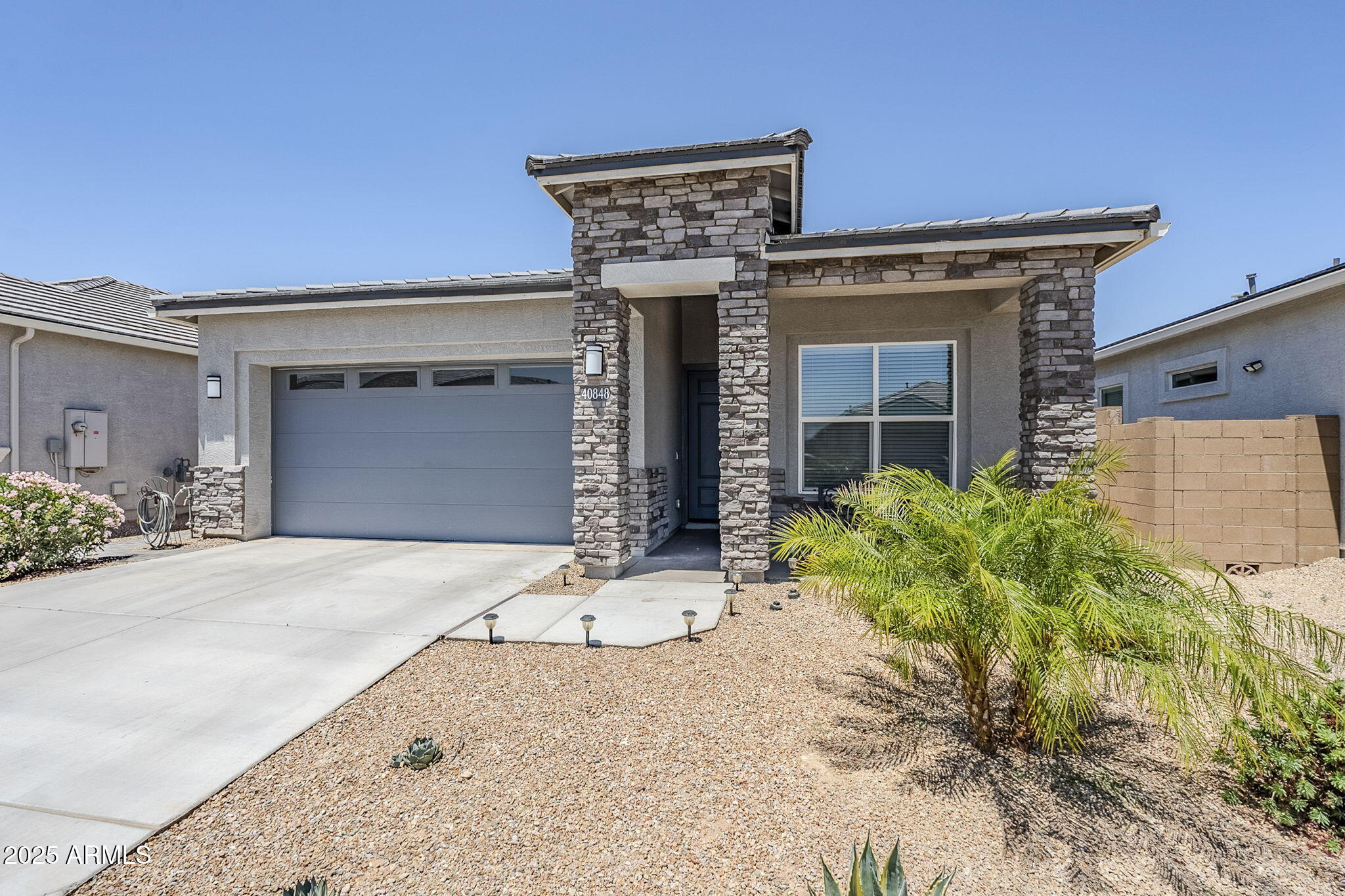 40848 W HILLMAN Drive