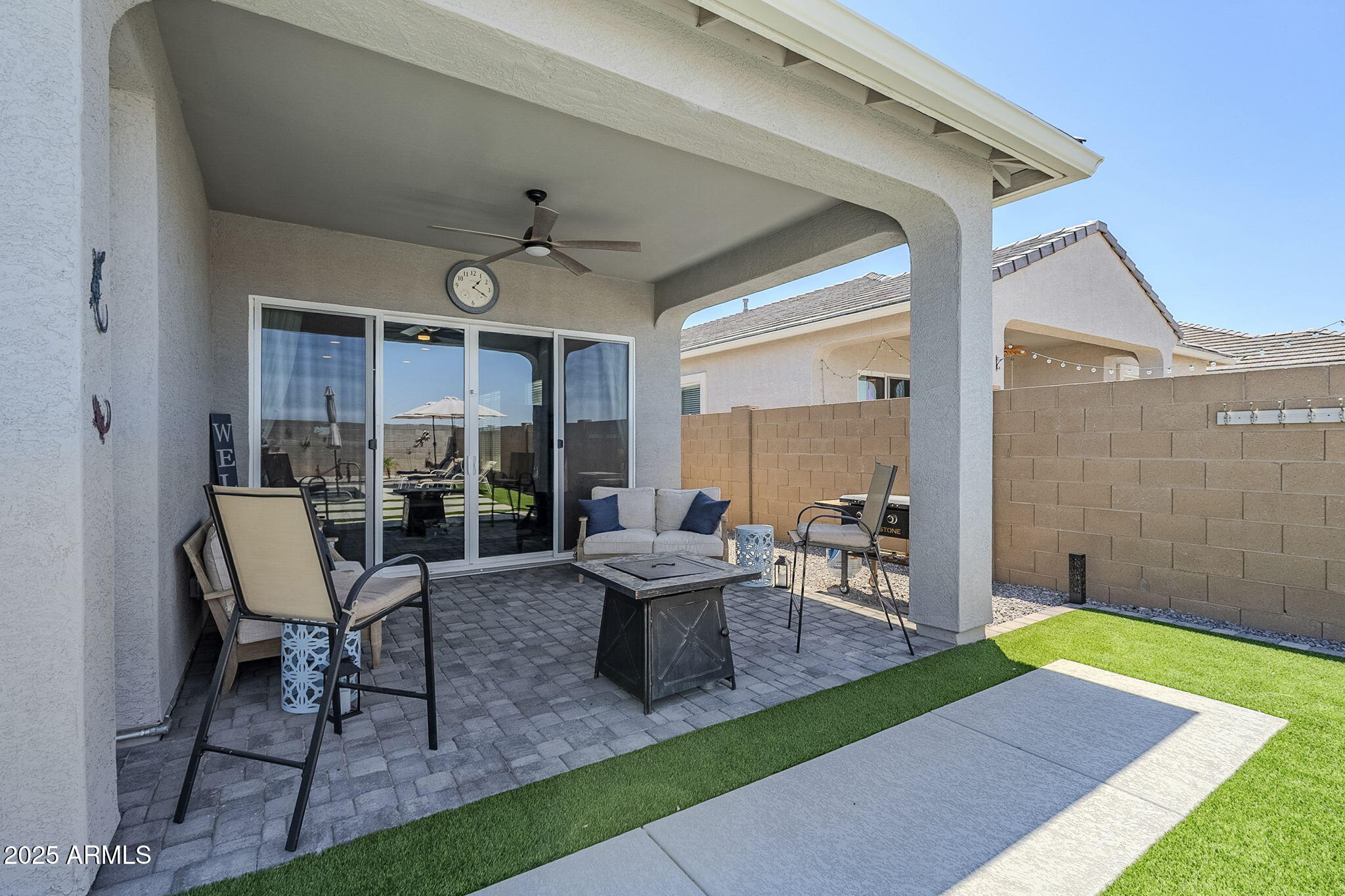 40848 W HILLMAN Drive