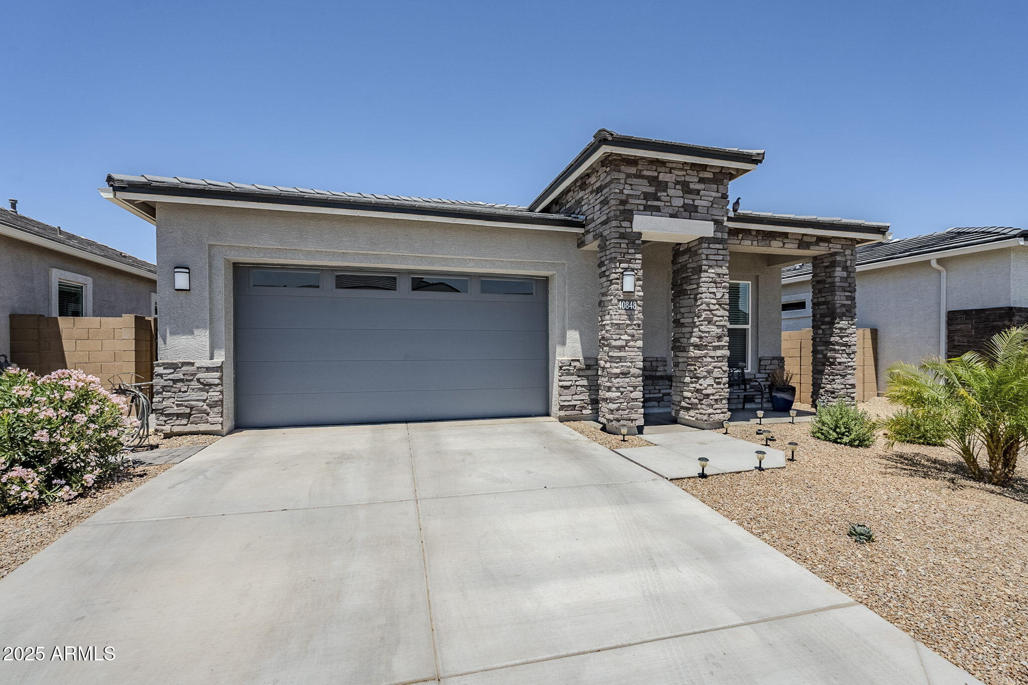 40848 W HILLMAN Drive