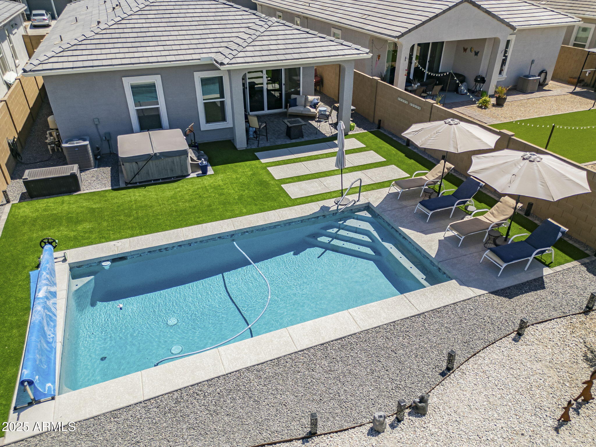40848 W HILLMAN Drive