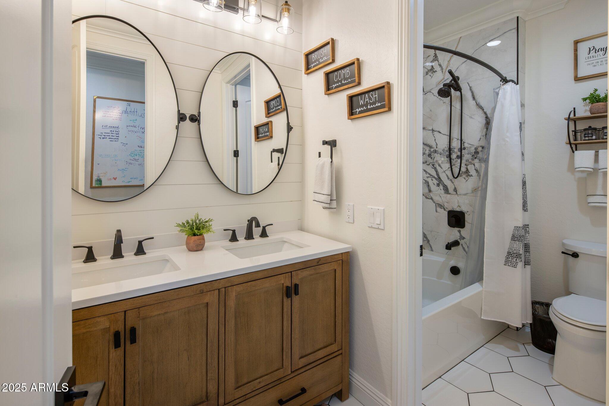 3741 E EMBER GLOW Way