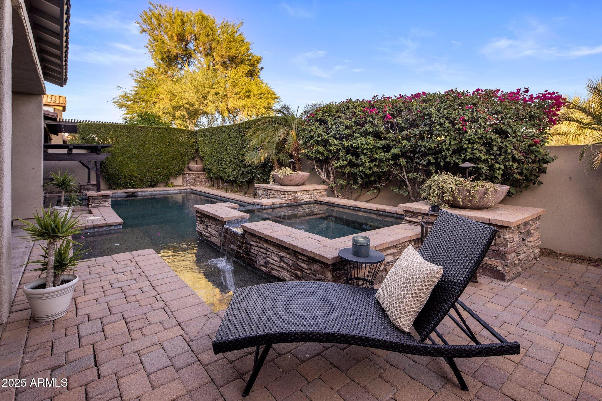 3741 E EMBER GLOW Way