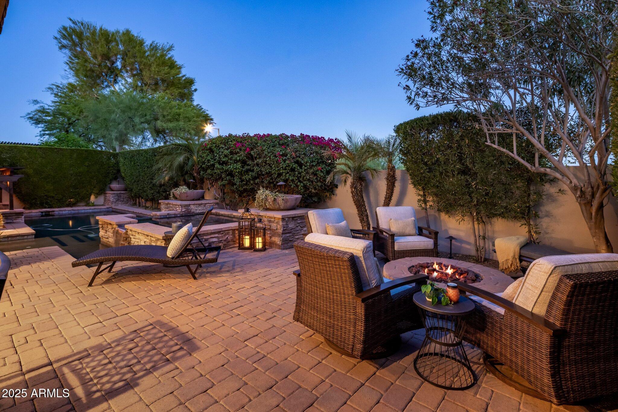 3741 E EMBER GLOW Way