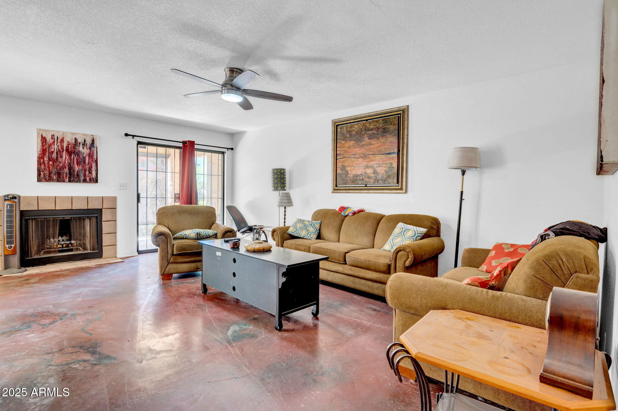 8202 N 21ST Drive, B101