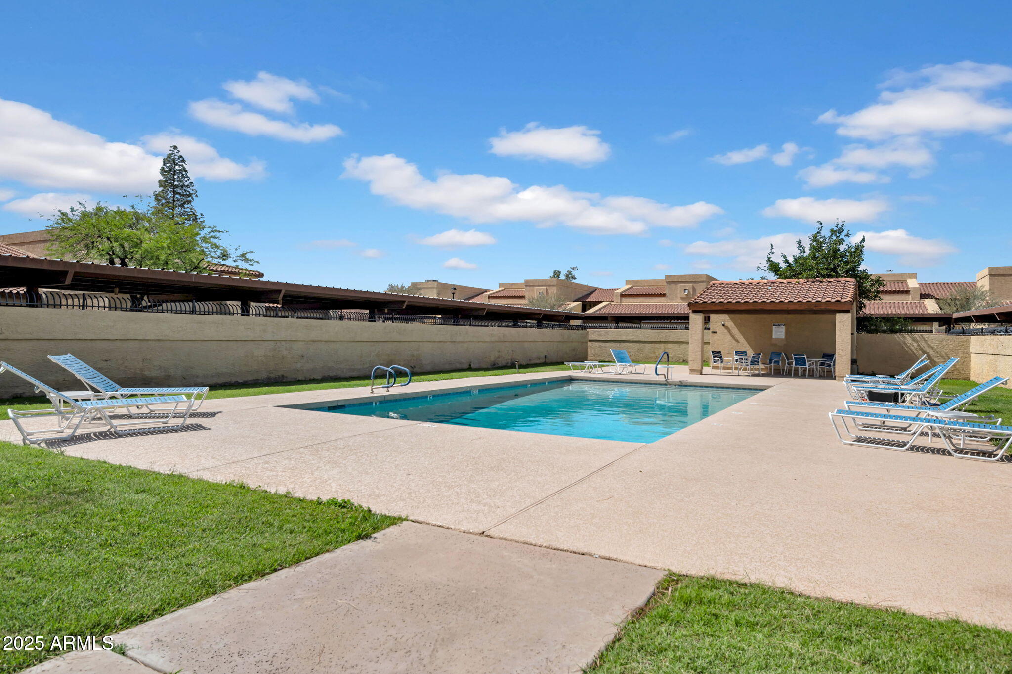 8202 N 21ST Drive, B101