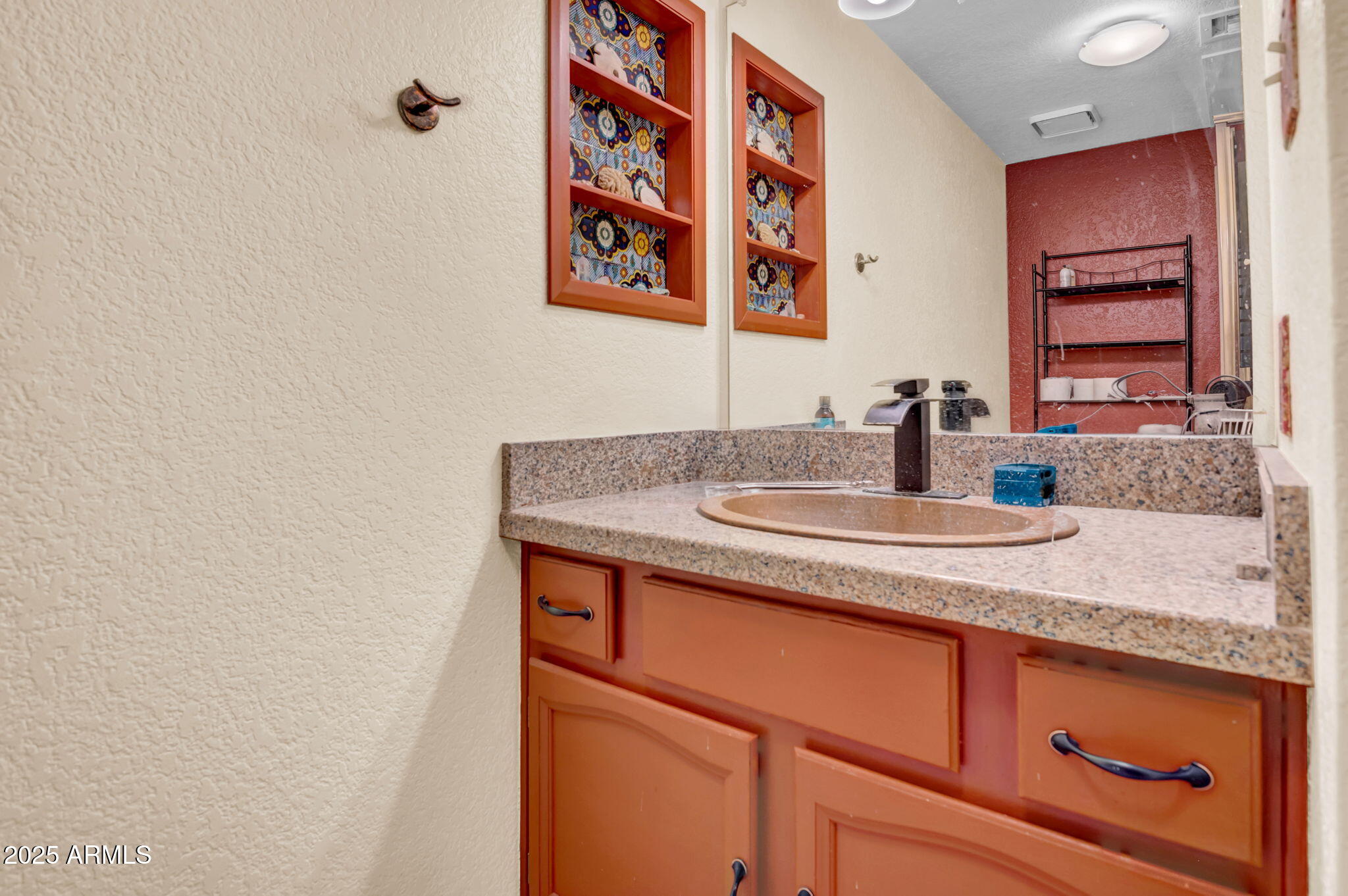 8202 N 21ST Drive, B101