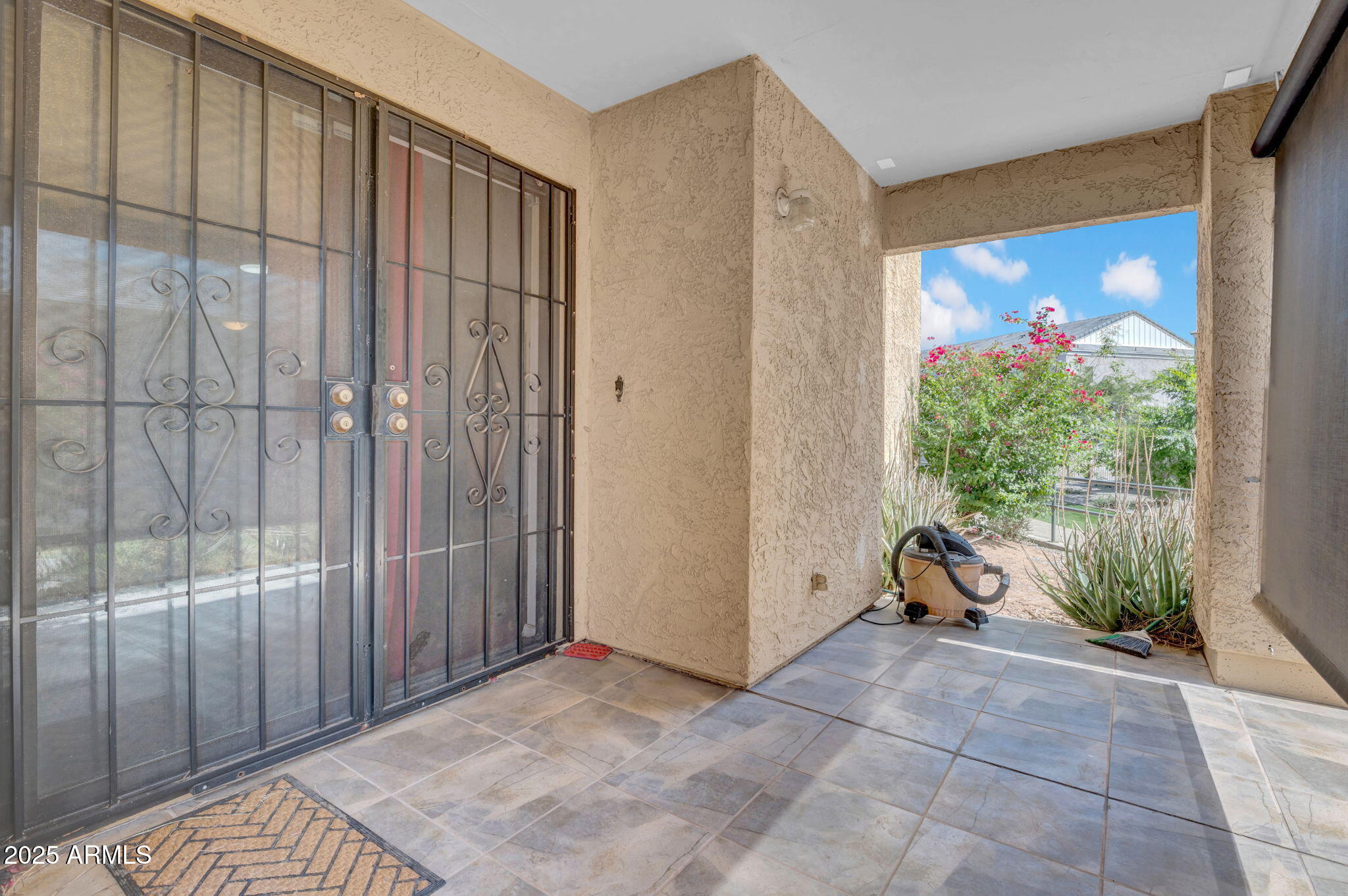 8202 N 21ST Drive, B101