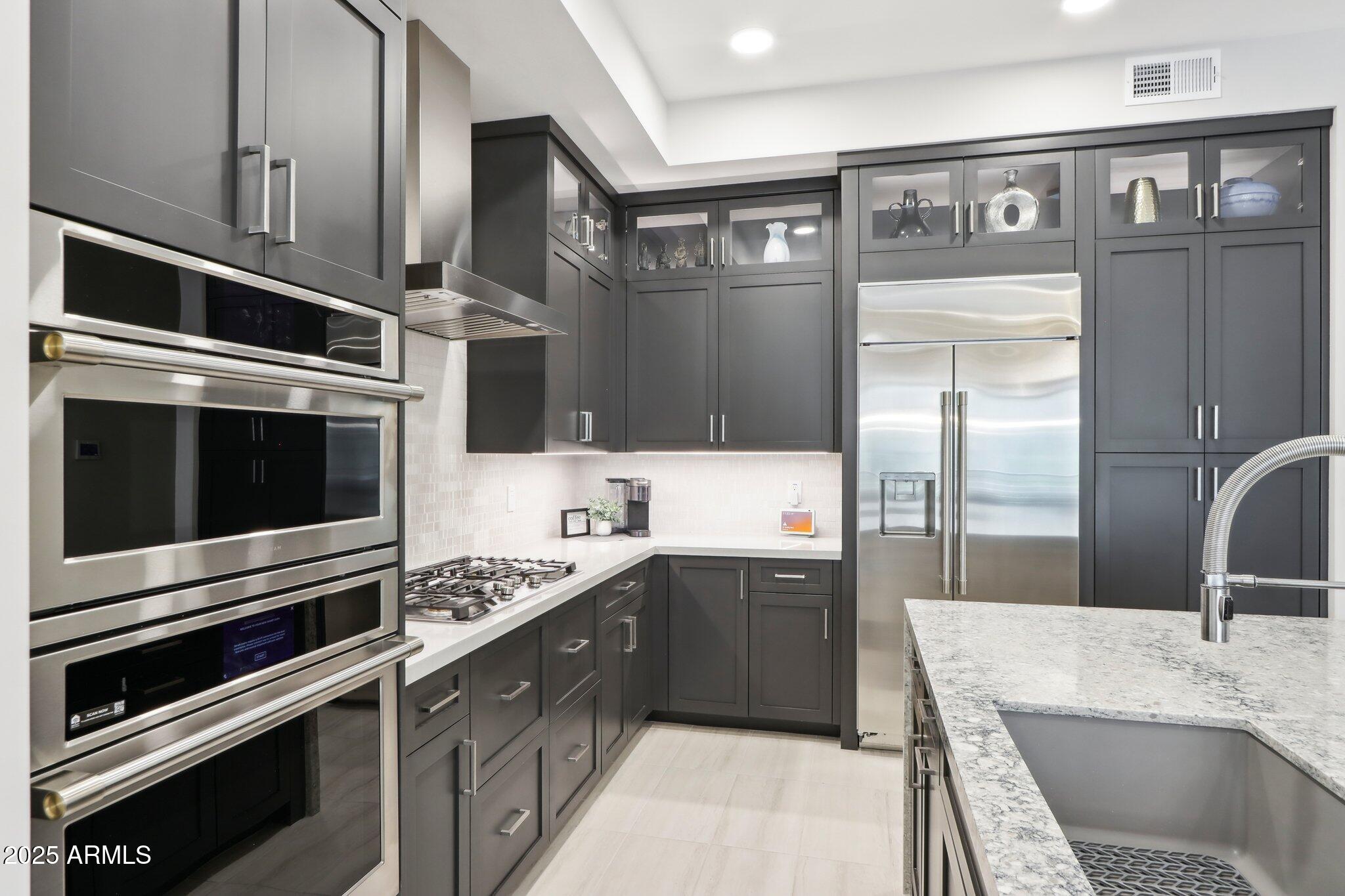 5250 E DEER VALLEY Drive, 247